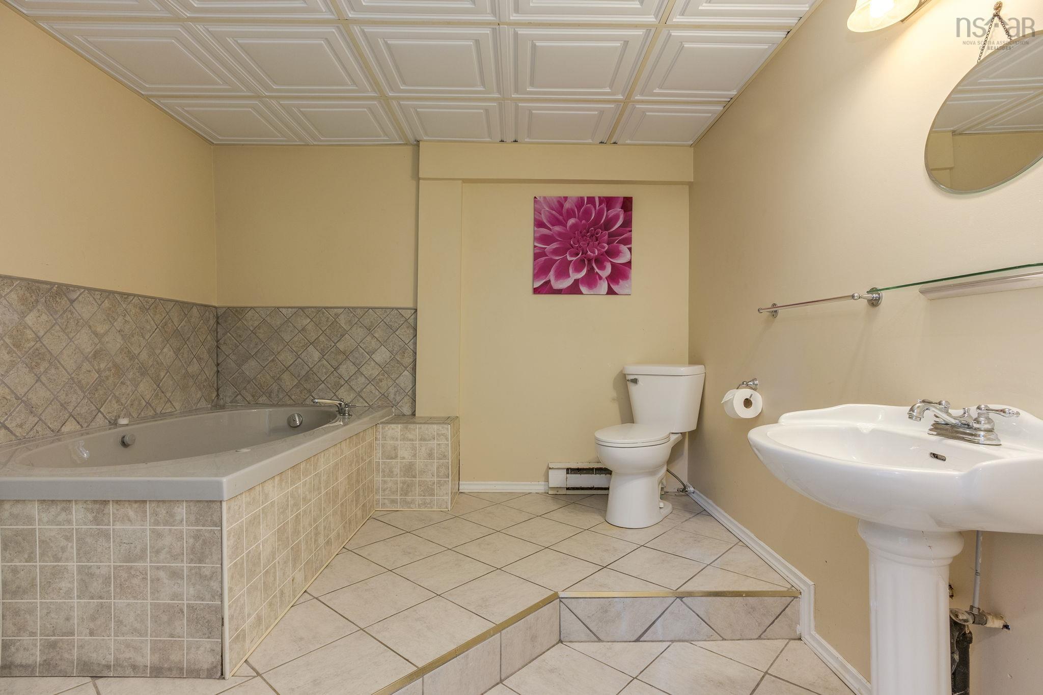 373 Auburn Drive, Dartmouth, NS (MLS 202525529)