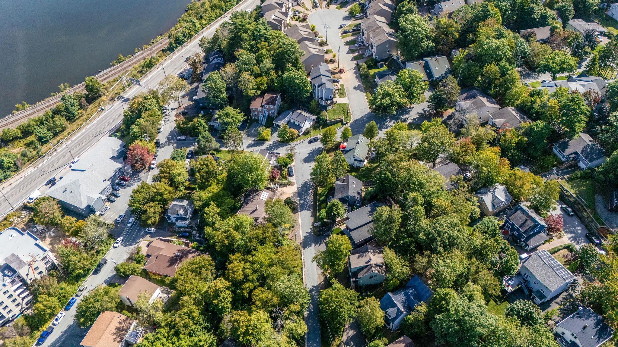 5 Dickson Avenue, Rockingham, NS (MLS 202525533)