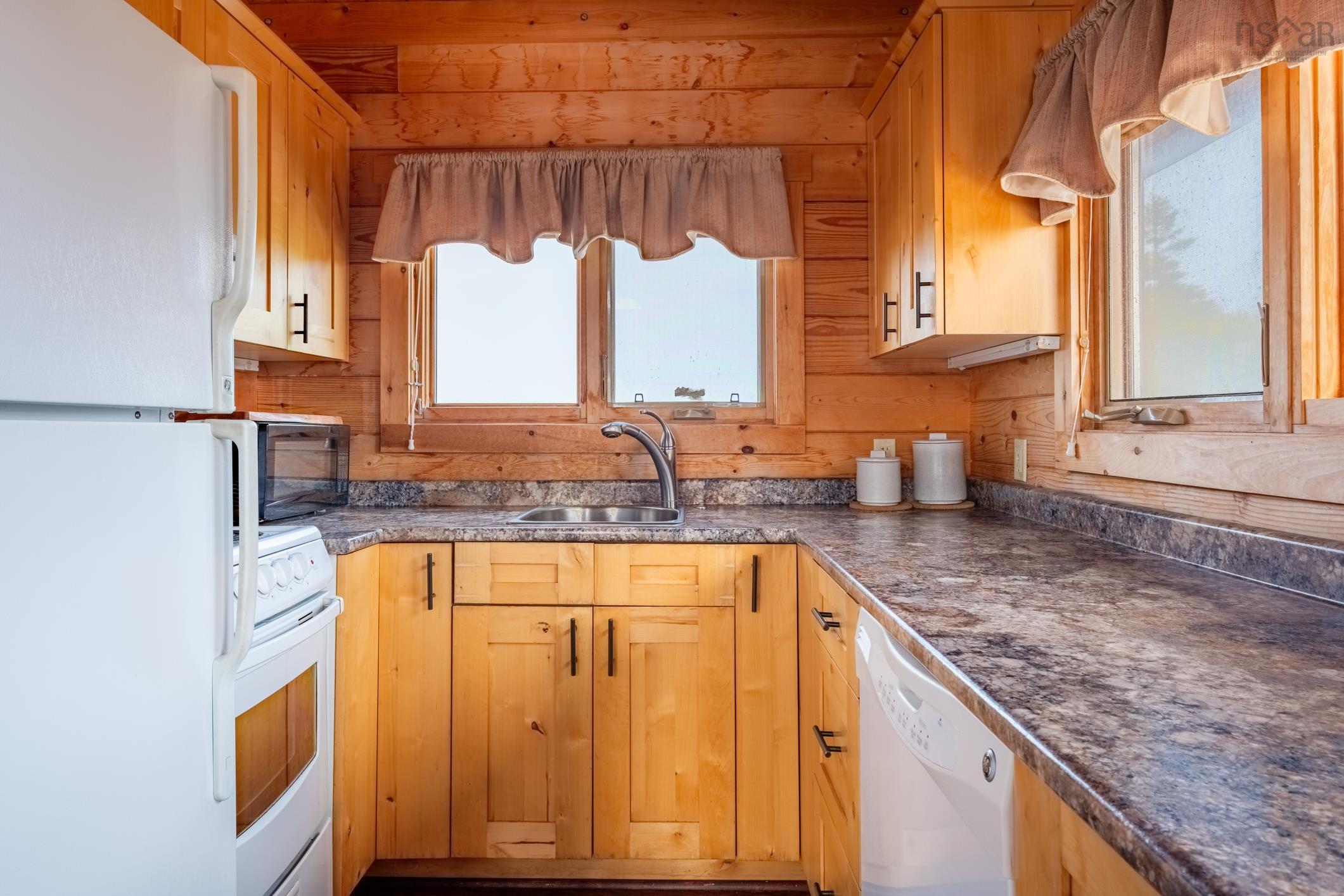 8 Simmons Island, West Dover, NS (MLS 202525546)