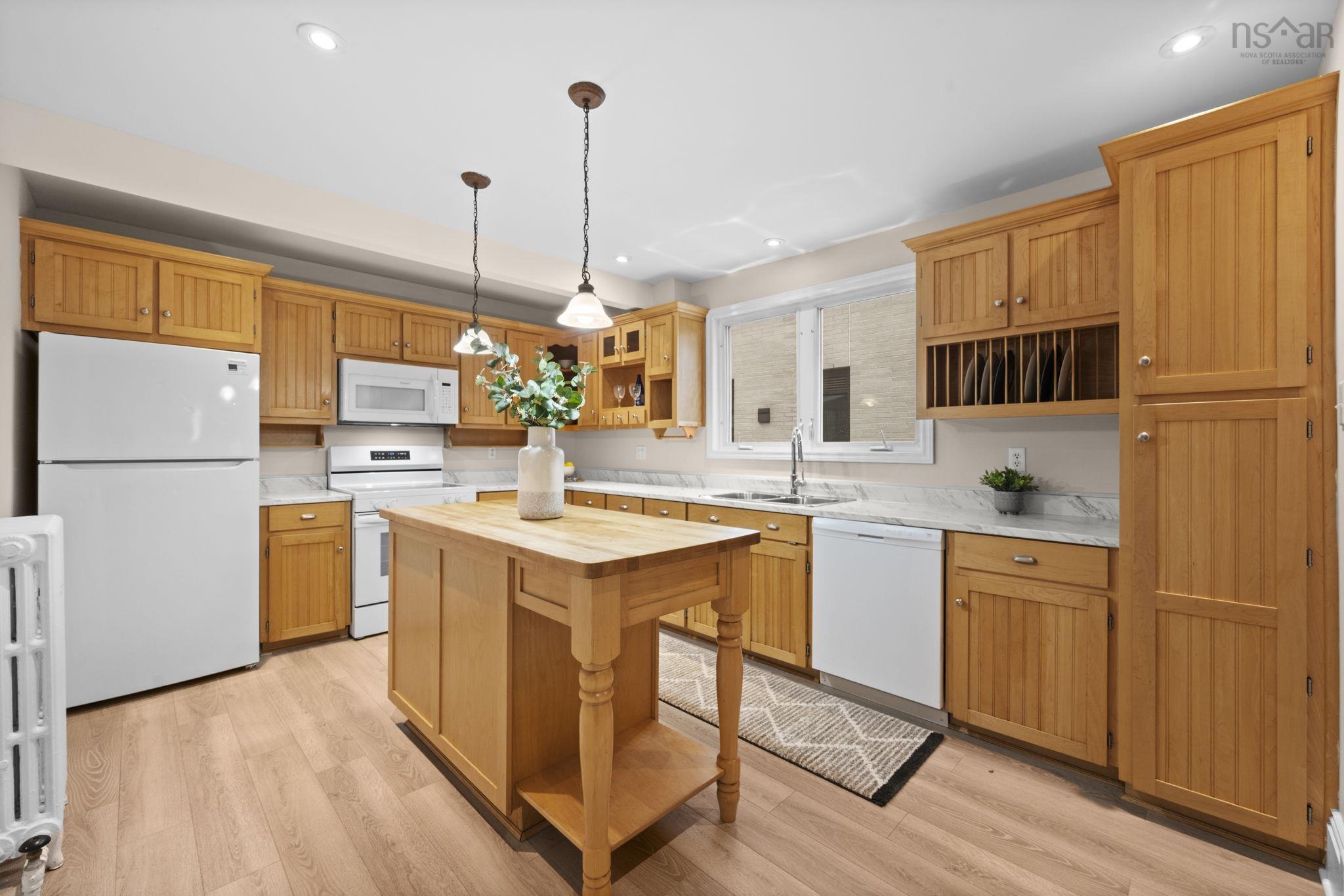 6021 Shirley Street, Halifax, NS (MLS 202525571)