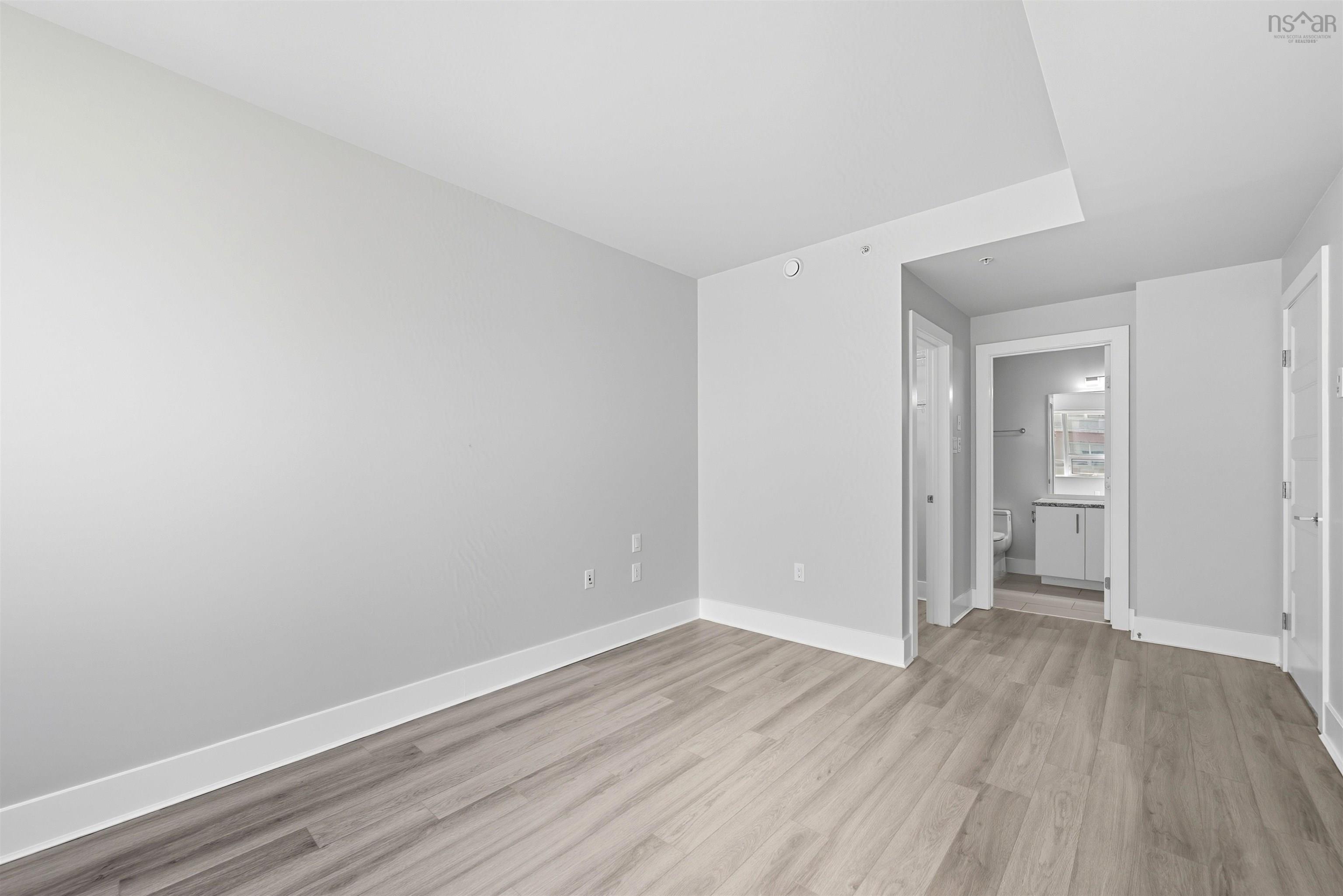 502 15 Kings Wharf Place, Dartmouth, NS (MLS 202525572)