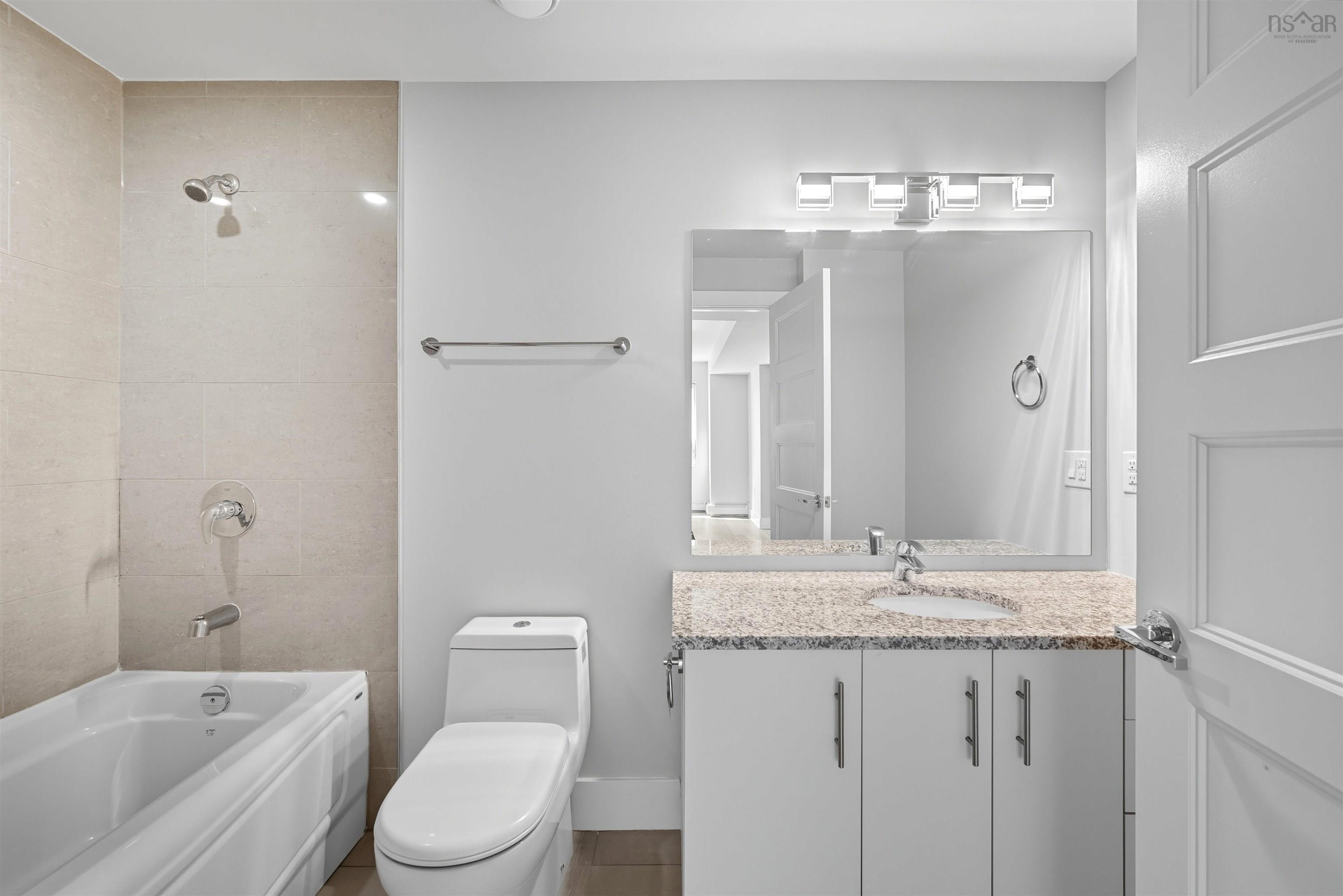 502 15 Kings Wharf Place, Dartmouth, NS (MLS 202525572)