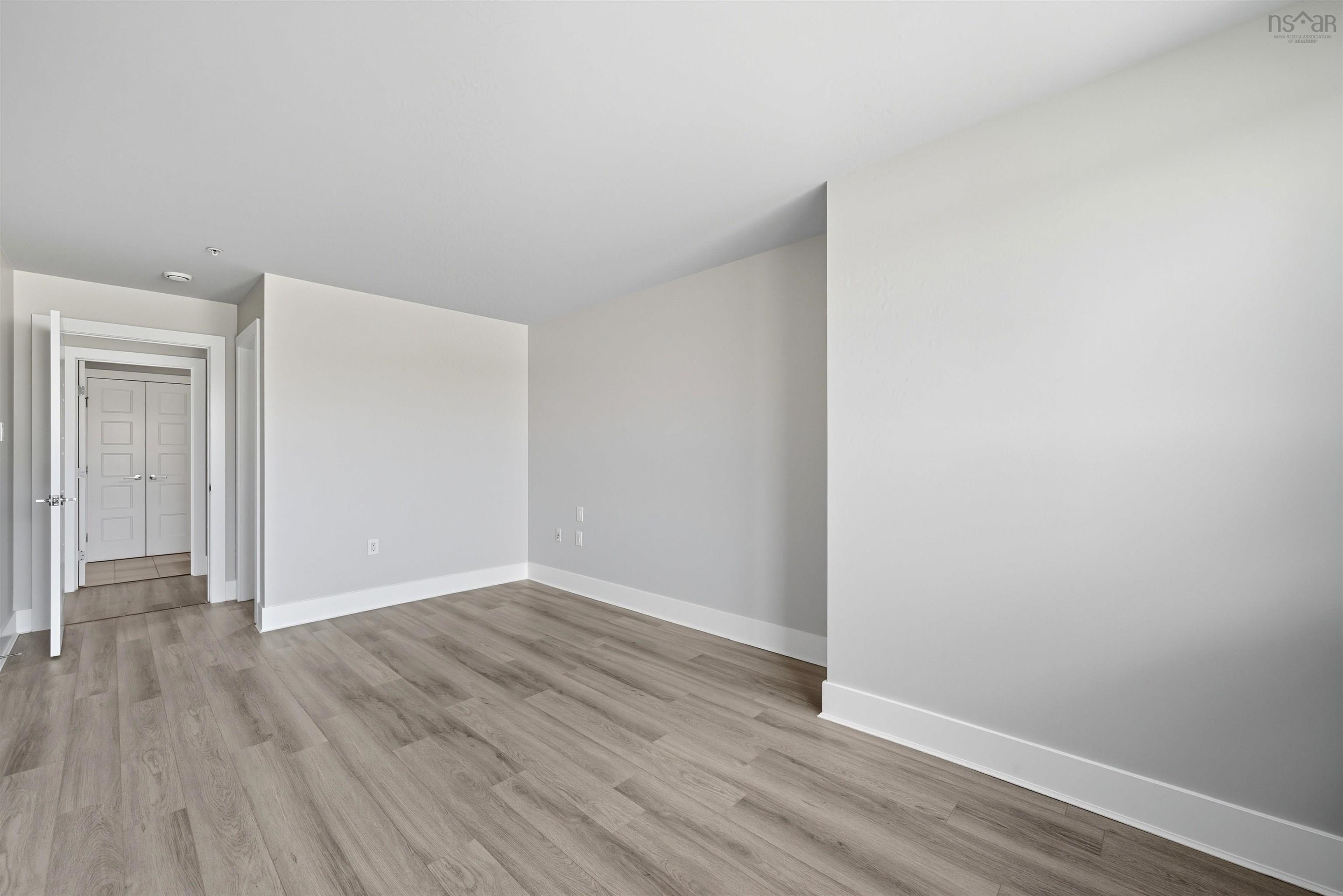 502 15 Kings Wharf Place, Dartmouth, NS (MLS 202525572)