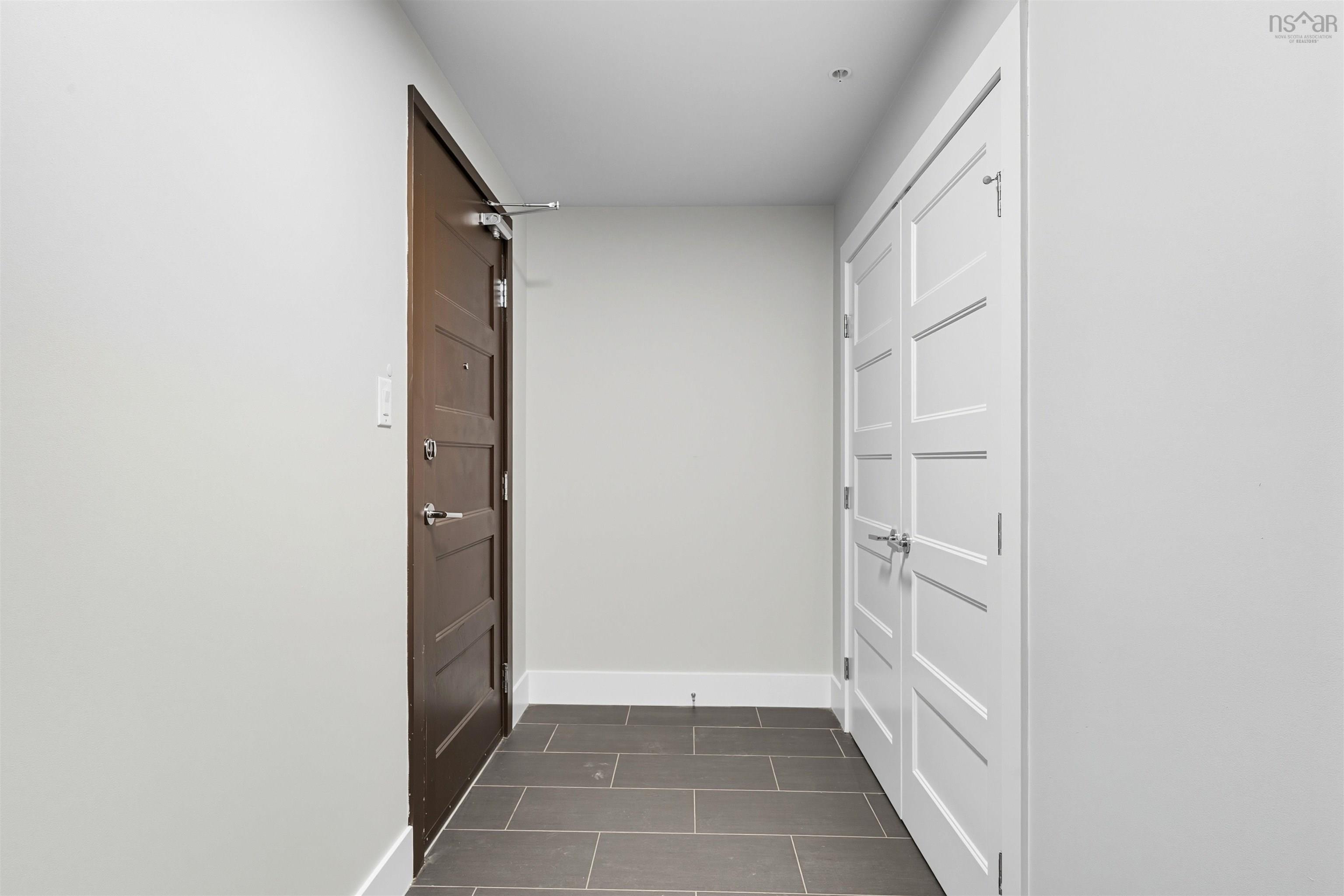 502 15 Kings Wharf Place, Dartmouth, NS (MLS 202525572)