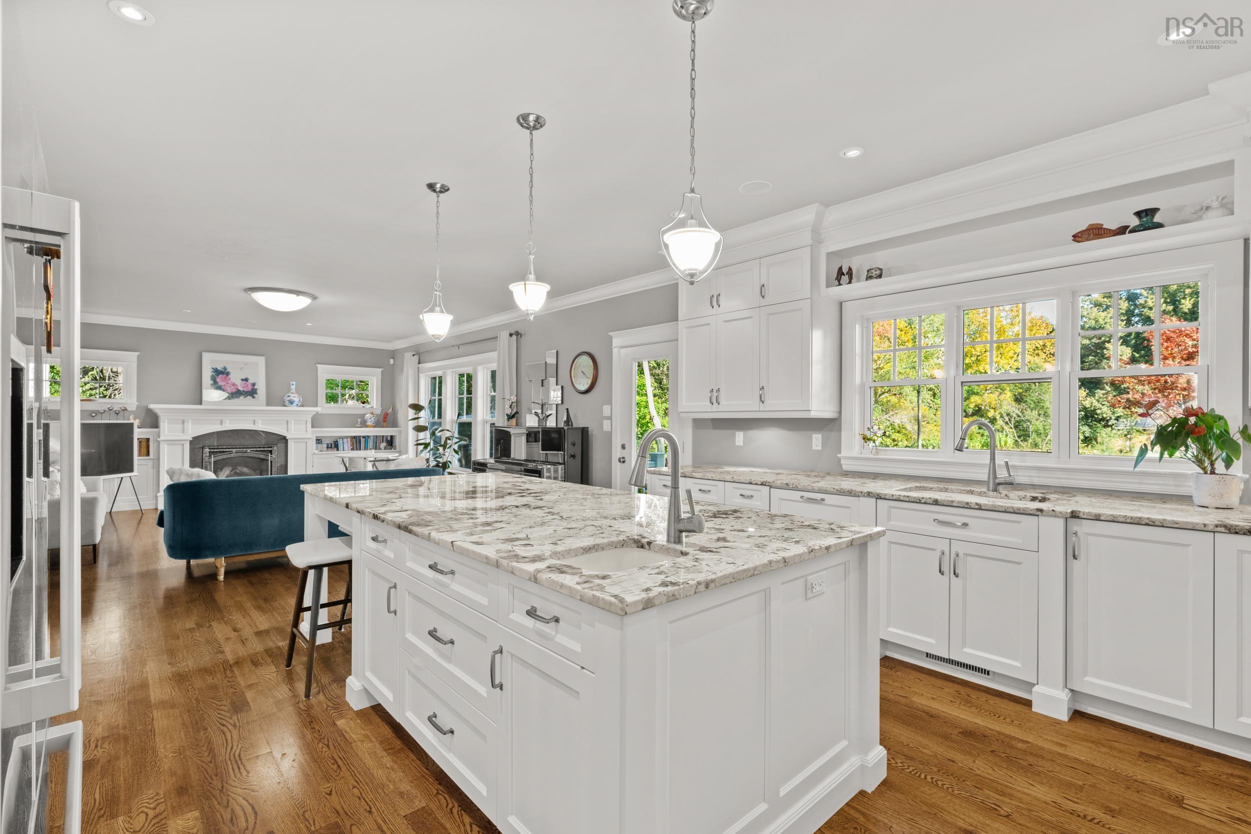 6 Wardour Street, Bedford, NS (MLS 202525597)