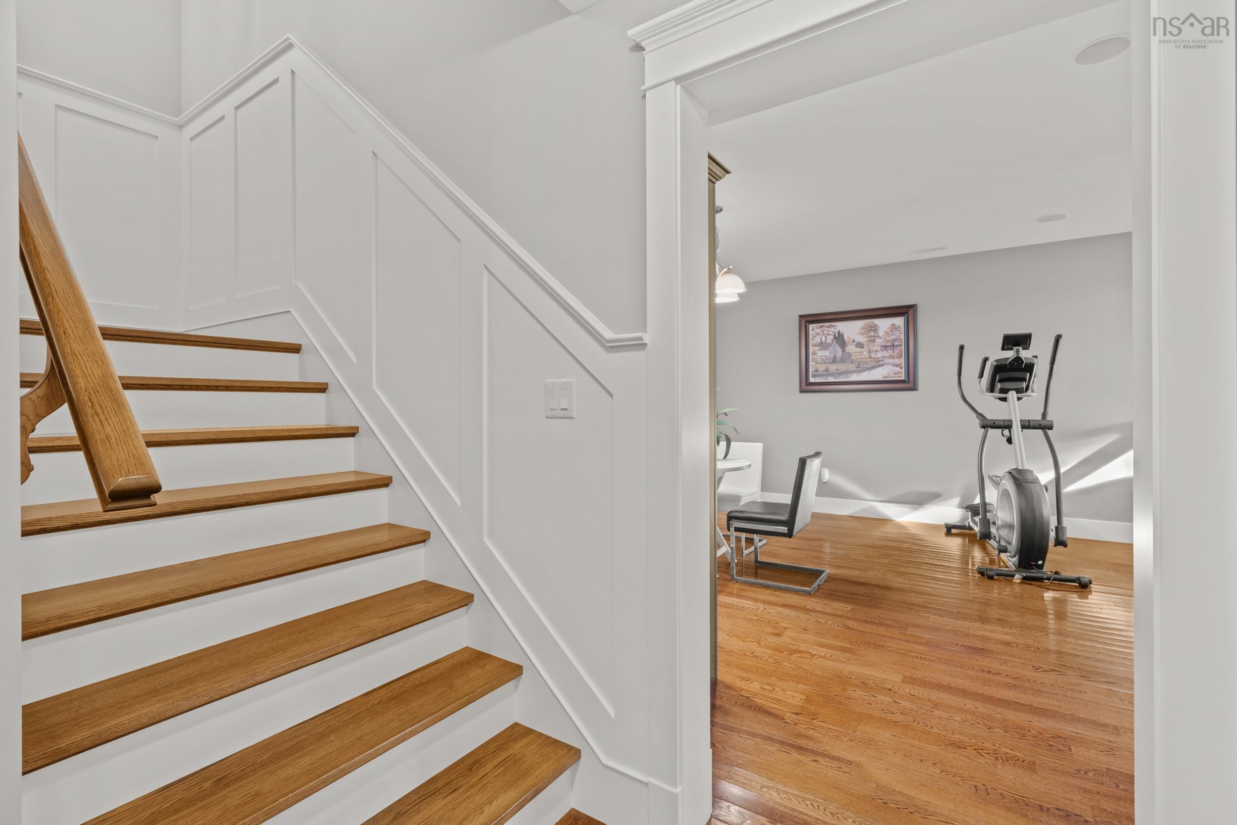 6 Wardour Street, Bedford, NS (MLS 202525597)