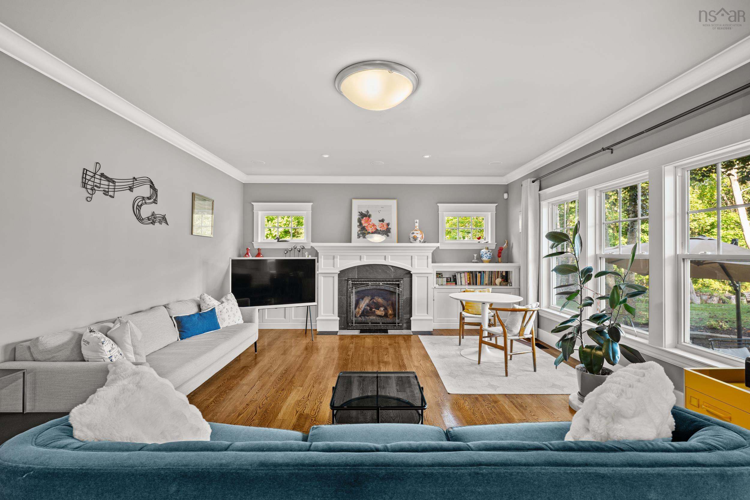 6 Wardour Street, Bedford, NS (MLS 202525597)