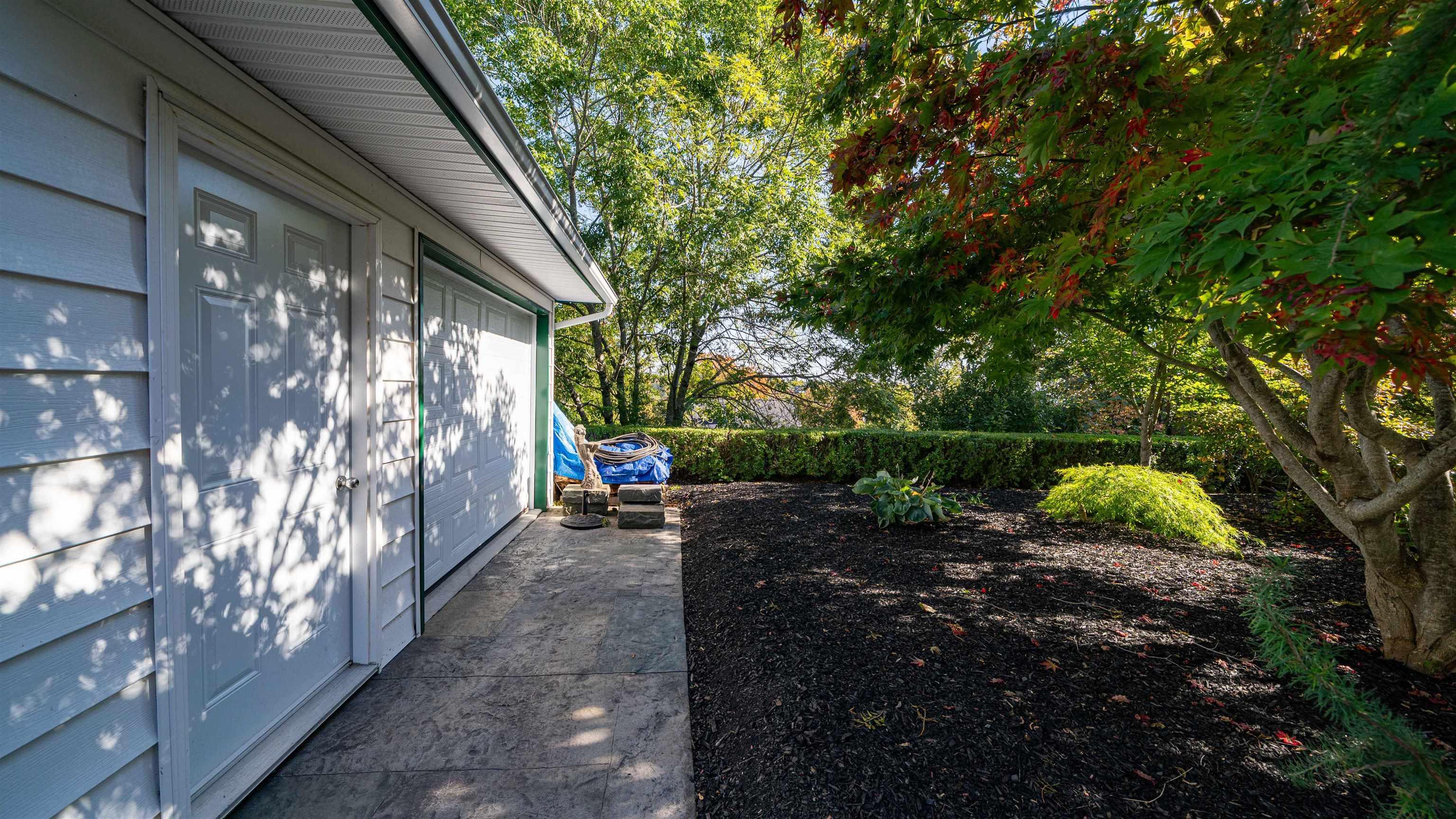 15 Lakeview Avenue, Dartmouth, NS (MLS 202525606)