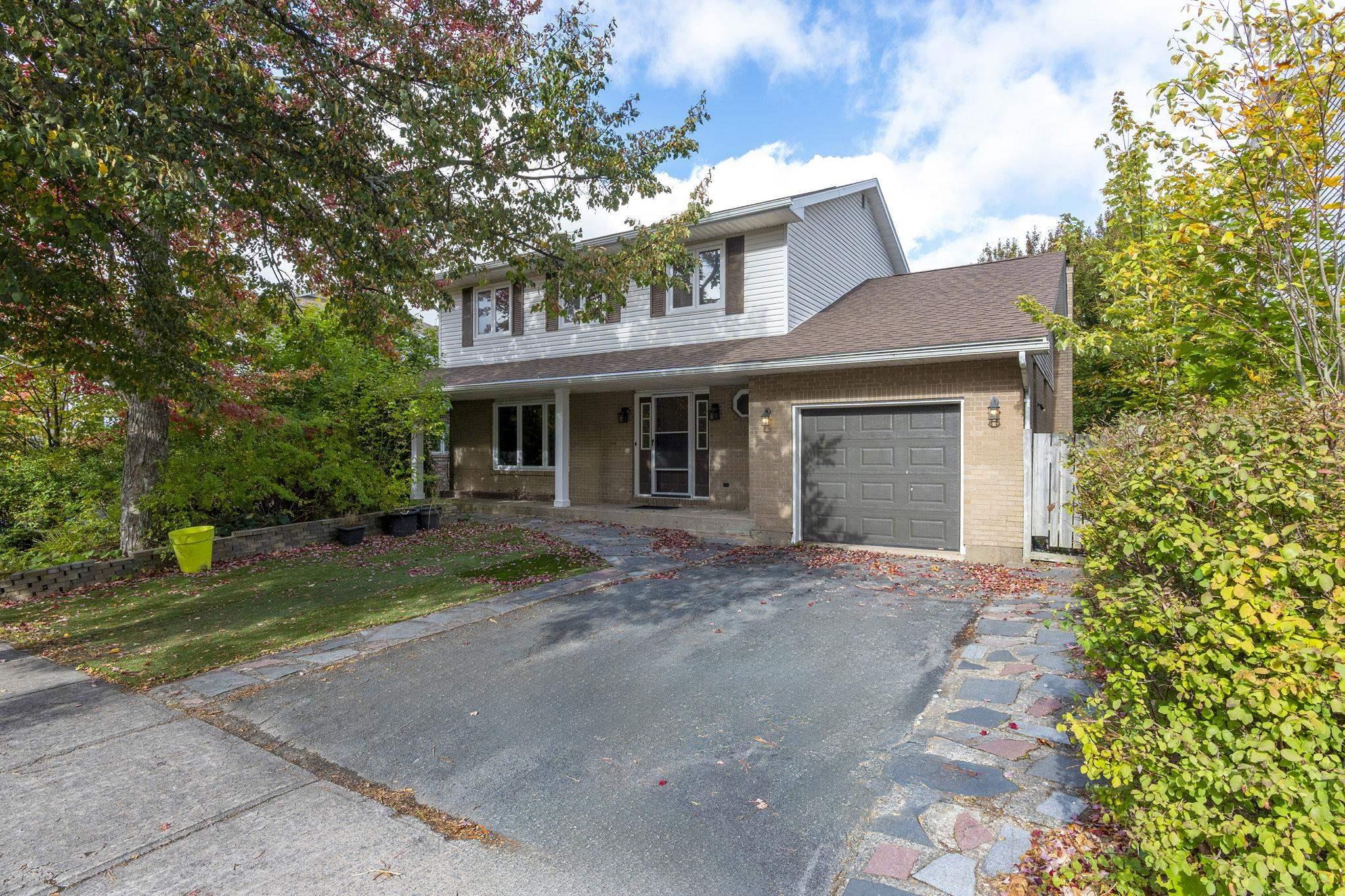 6 Amberwood Court, Halifax, NS (MLS 202525610)