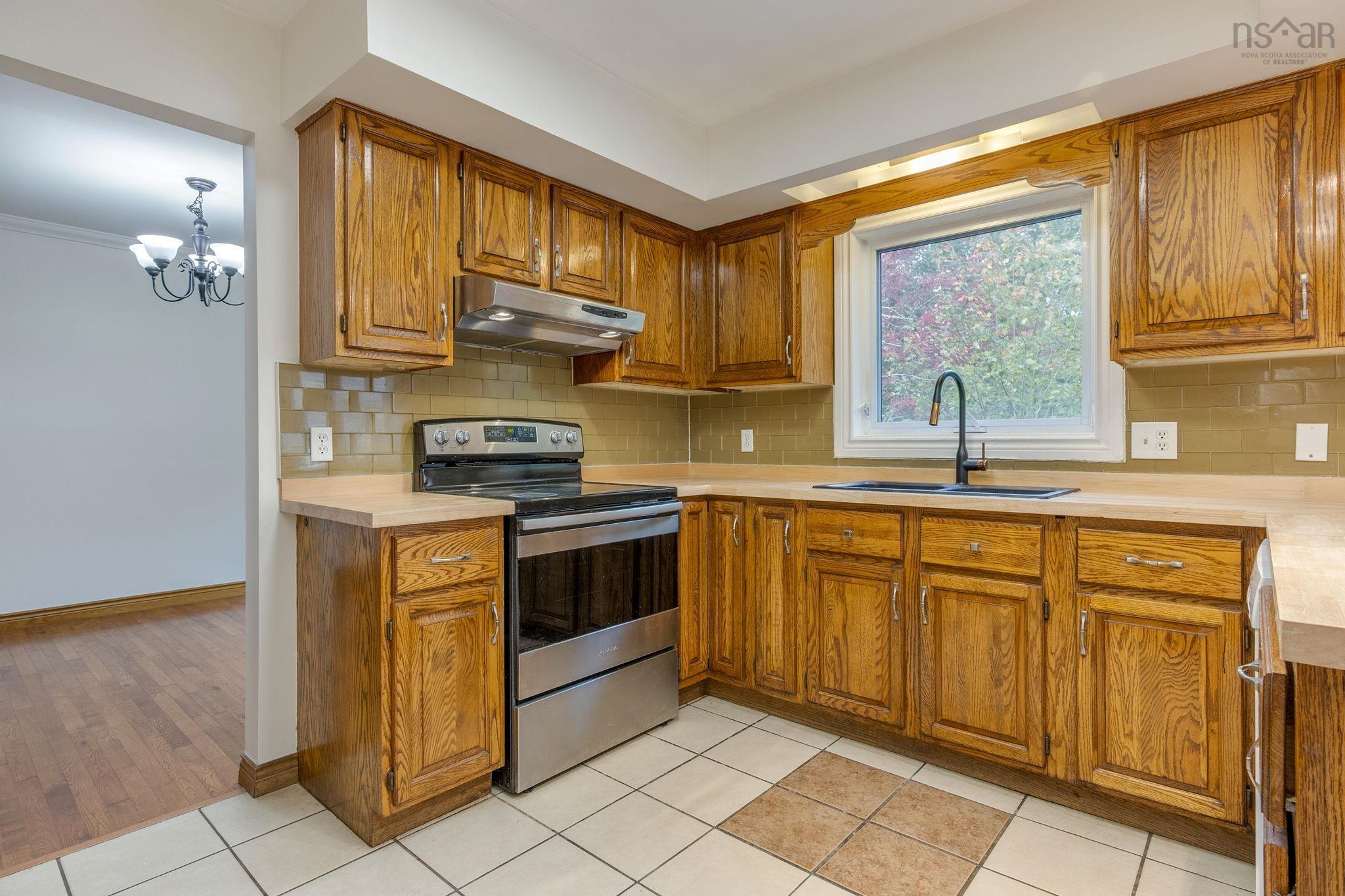 6 Amberwood Court, Halifax, NS (MLS 202525610)