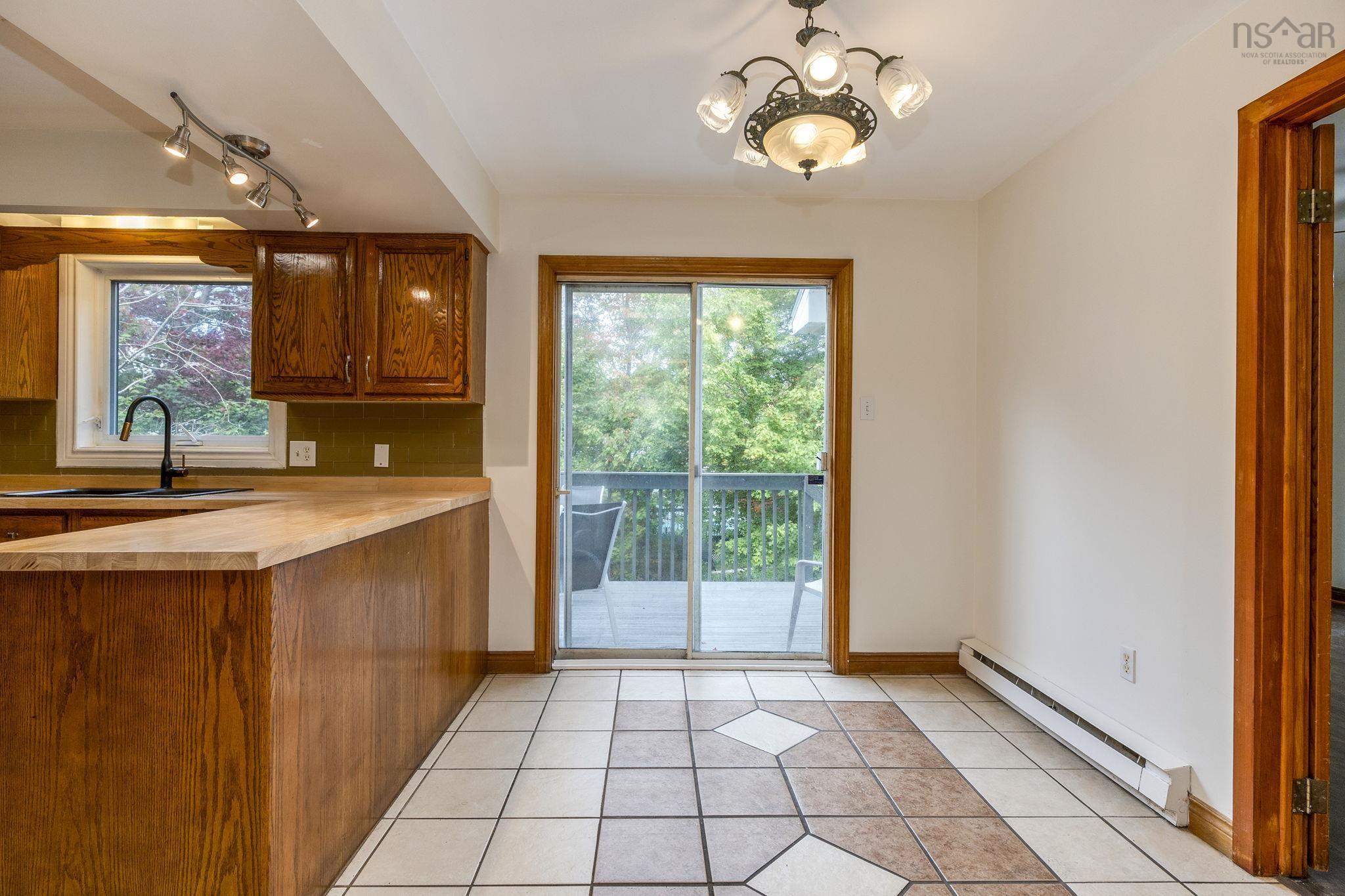 6 Amberwood Court, Halifax, NS (MLS 202525610)