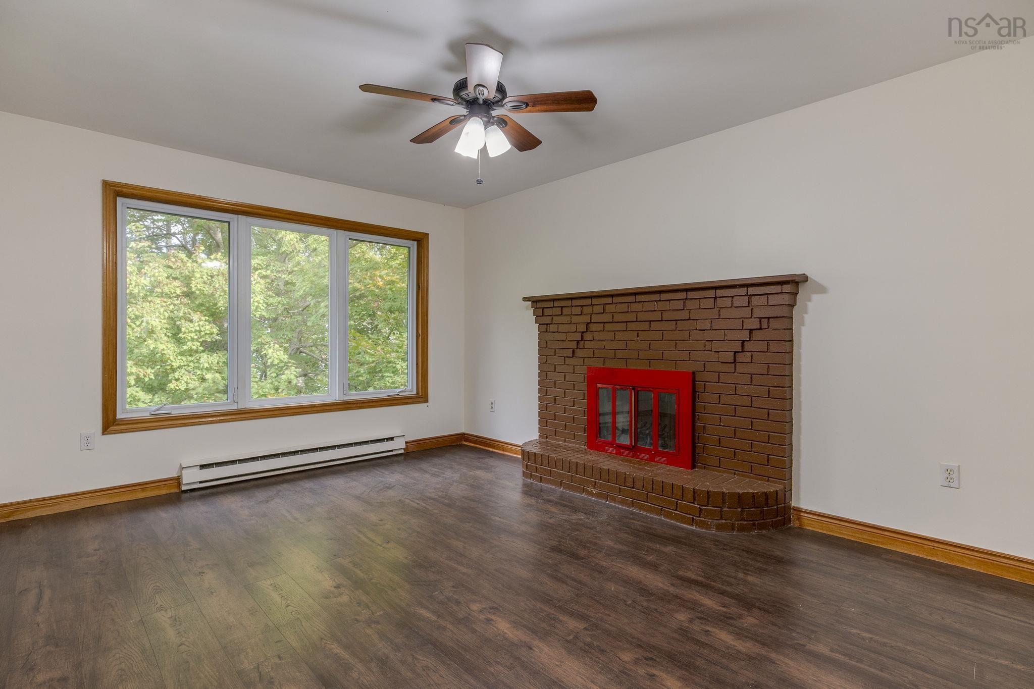 6 Amberwood Court, Halifax, NS (MLS 202525610)
