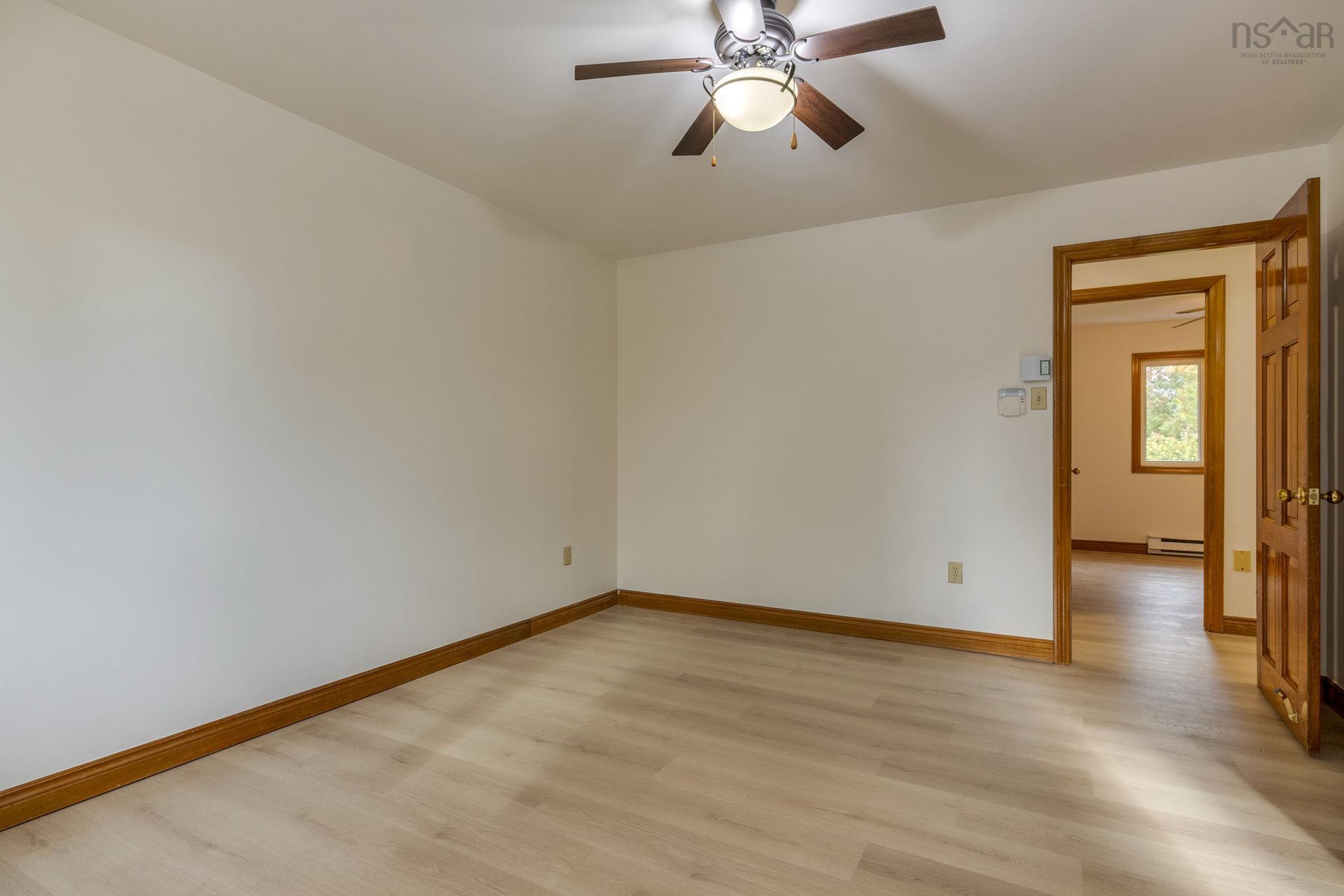 6 Amberwood Court, Halifax, NS (MLS 202525610)