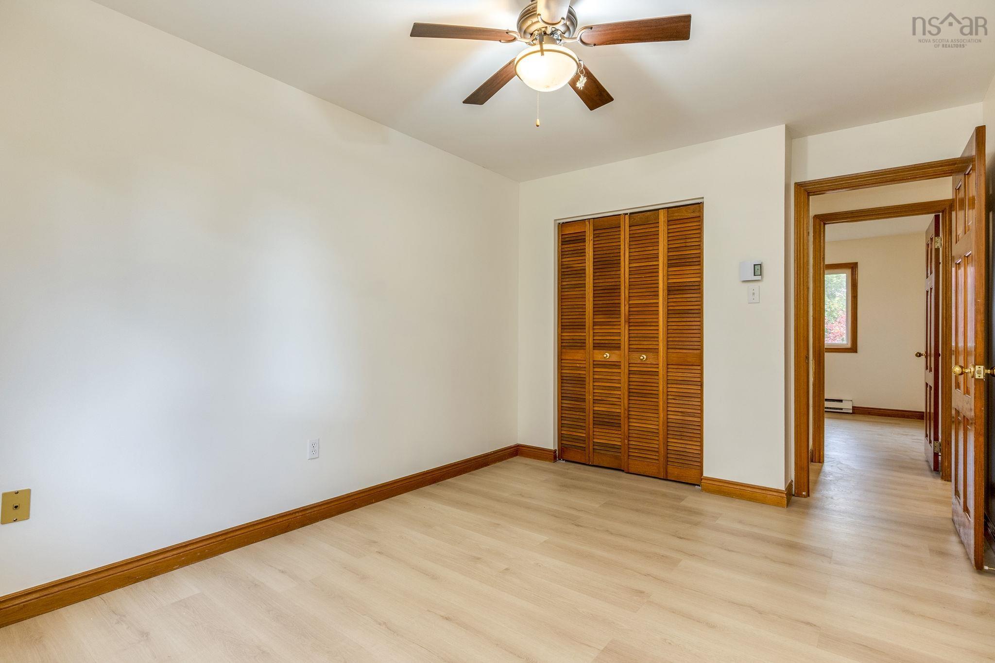 6 Amberwood Court, Halifax, NS (MLS 202525610)