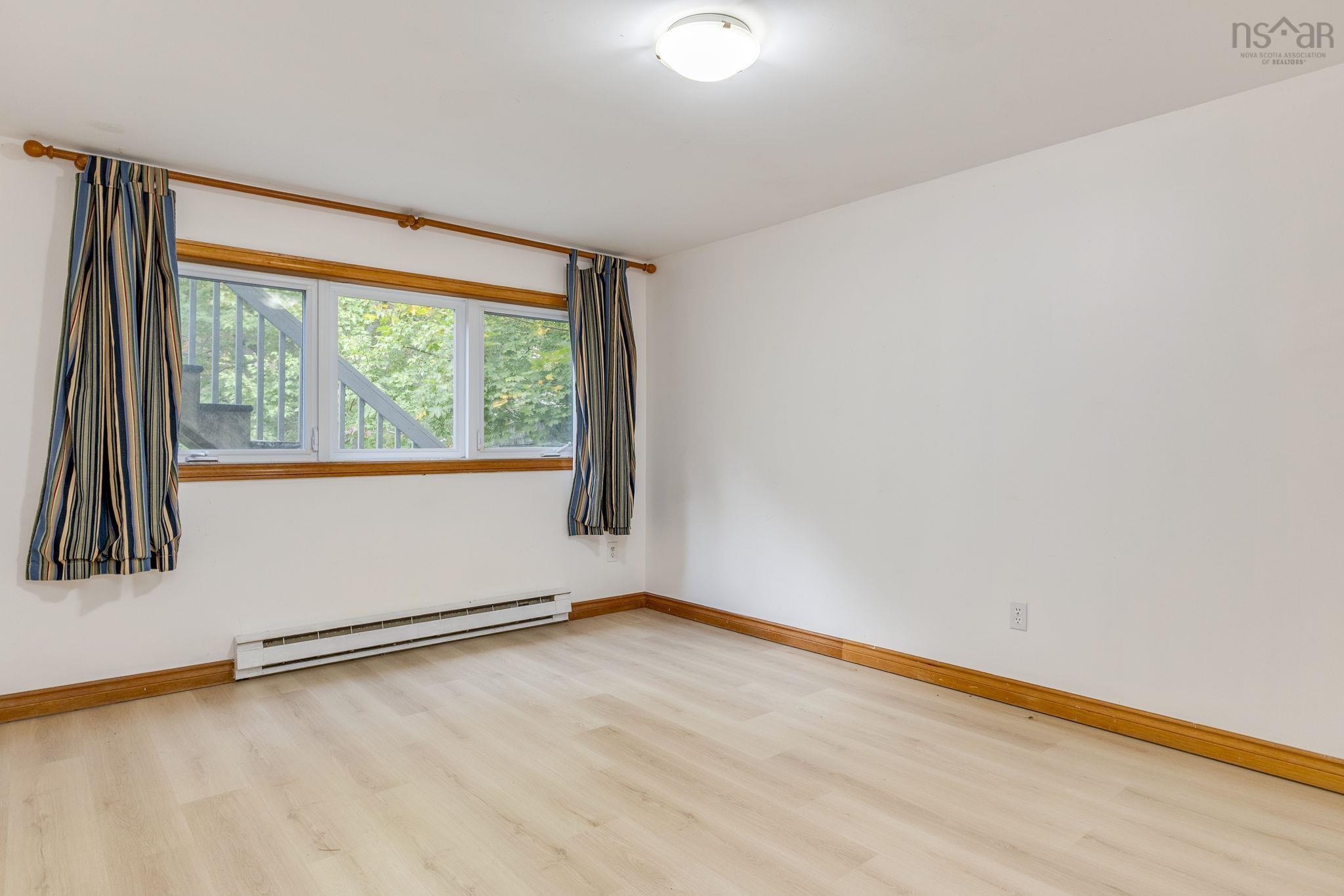 6 Amberwood Court, Halifax, NS (MLS 202525610)