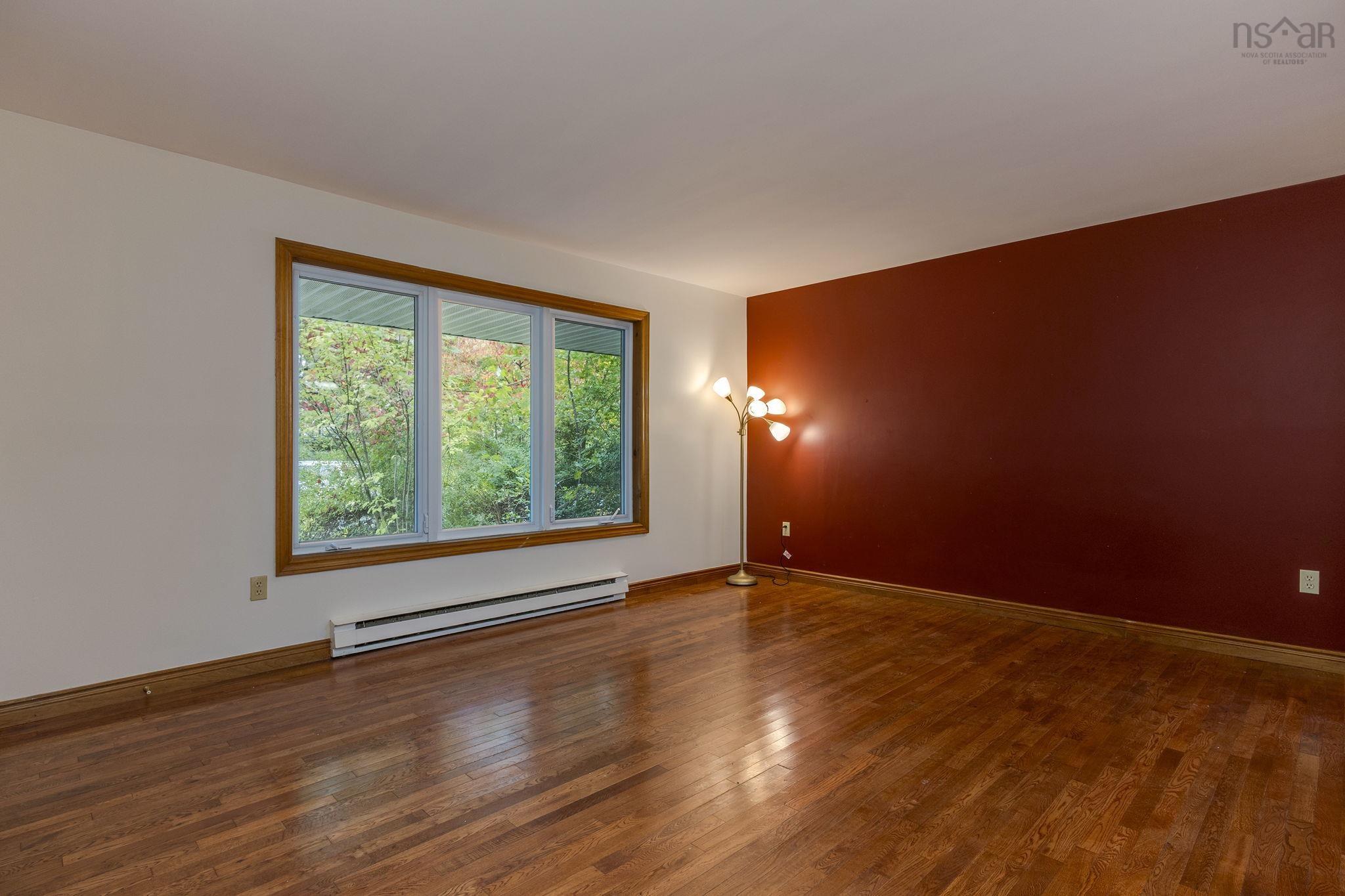 6 Amberwood Court, Halifax, NS (MLS 202525610)