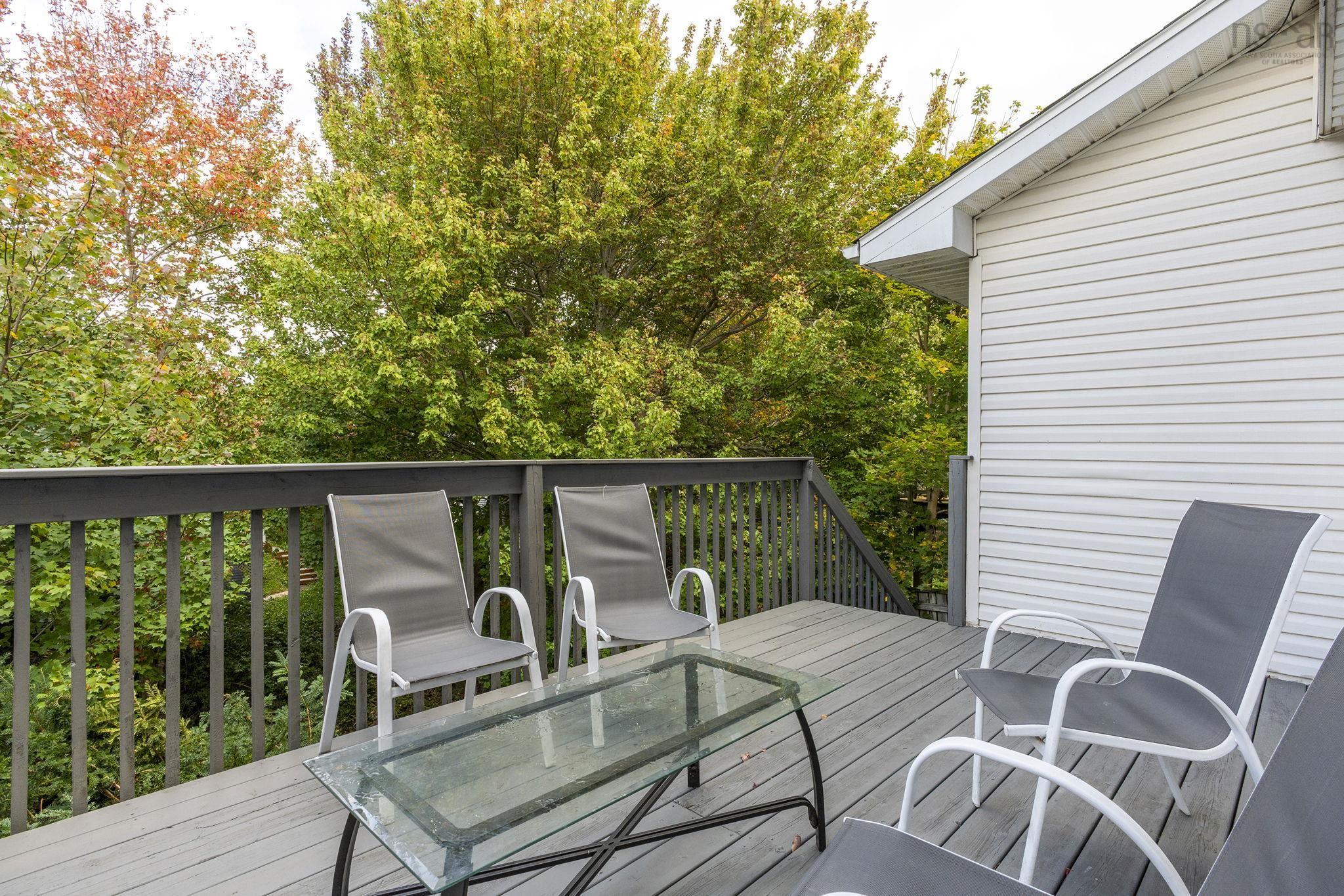 6 Amberwood Court, Halifax, NS (MLS 202525610)