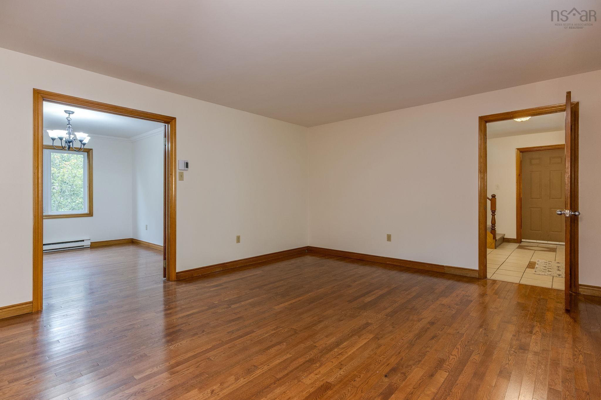 6 Amberwood Court, Halifax, NS (MLS 202525610)