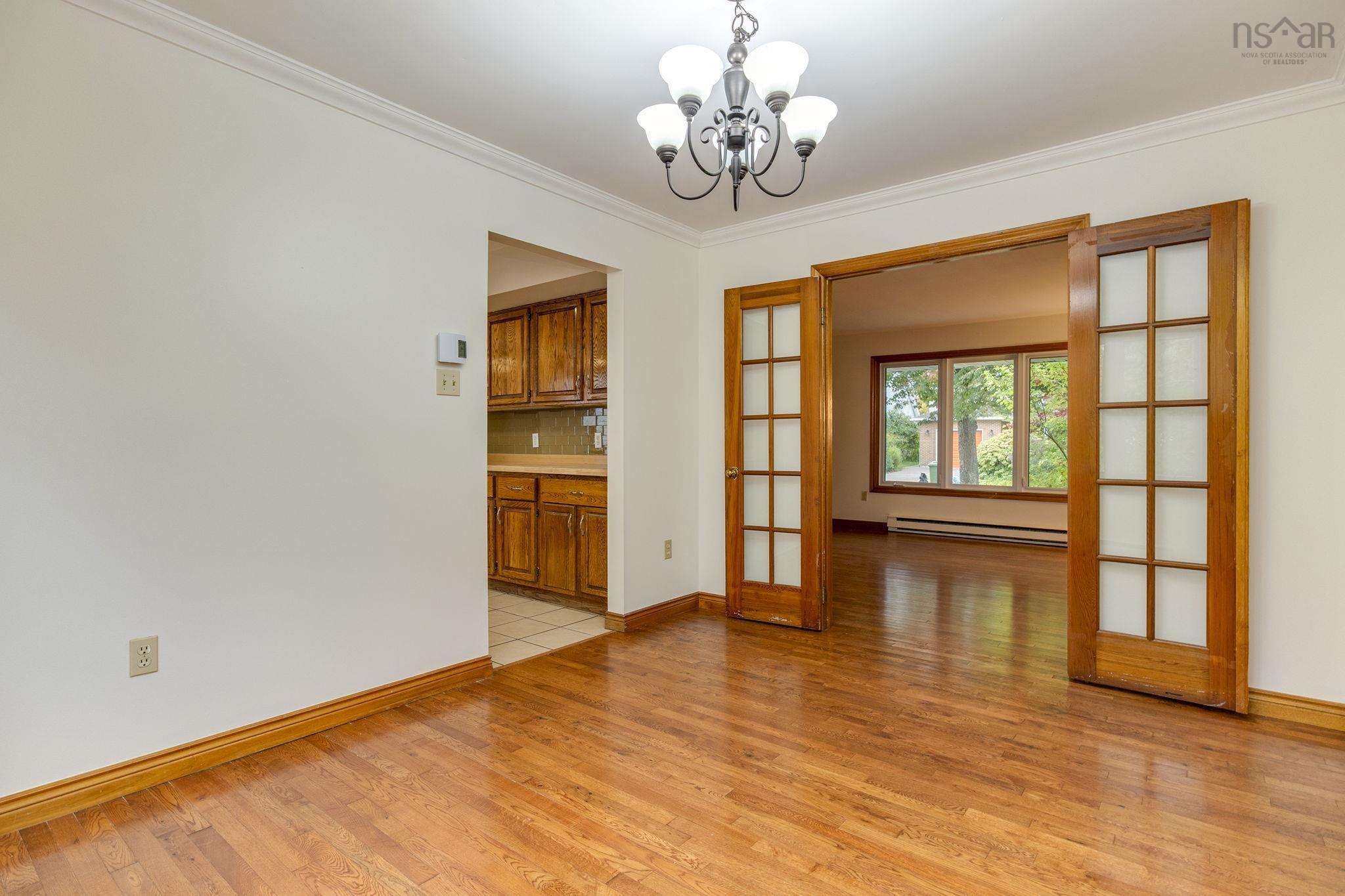 6 Amberwood Court, Halifax, NS (MLS 202525610)