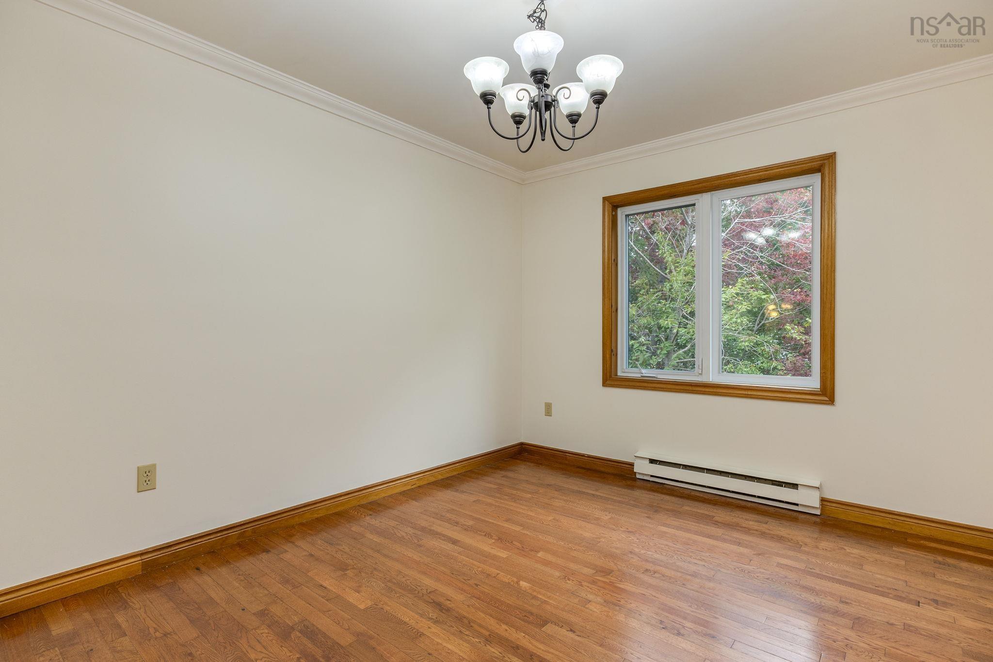 6 Amberwood Court, Halifax, NS (MLS 202525610)