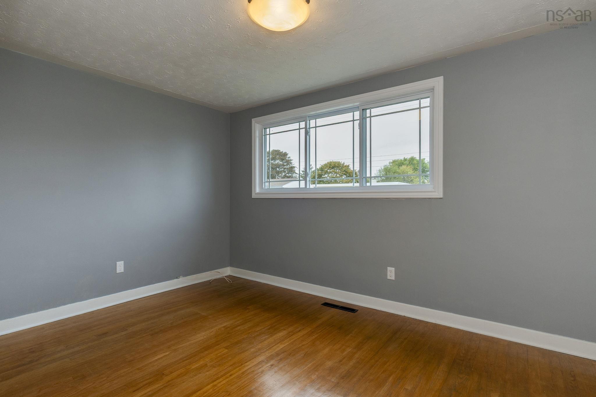 19-19 a Westwood Drive, Dartmouth, NS (MLS 202525666)