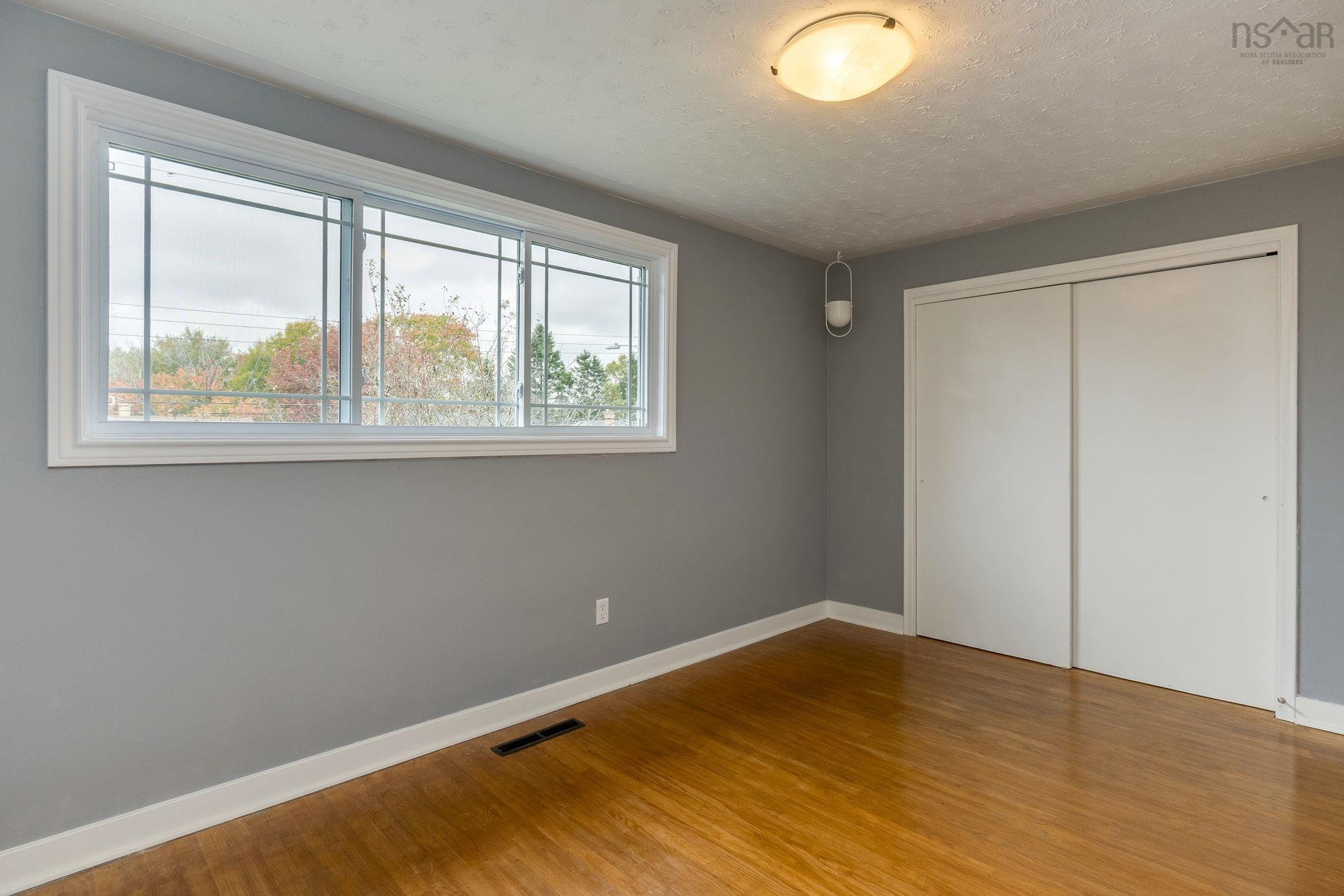 19-19 a Westwood Drive, Dartmouth, NS (MLS 202525666)