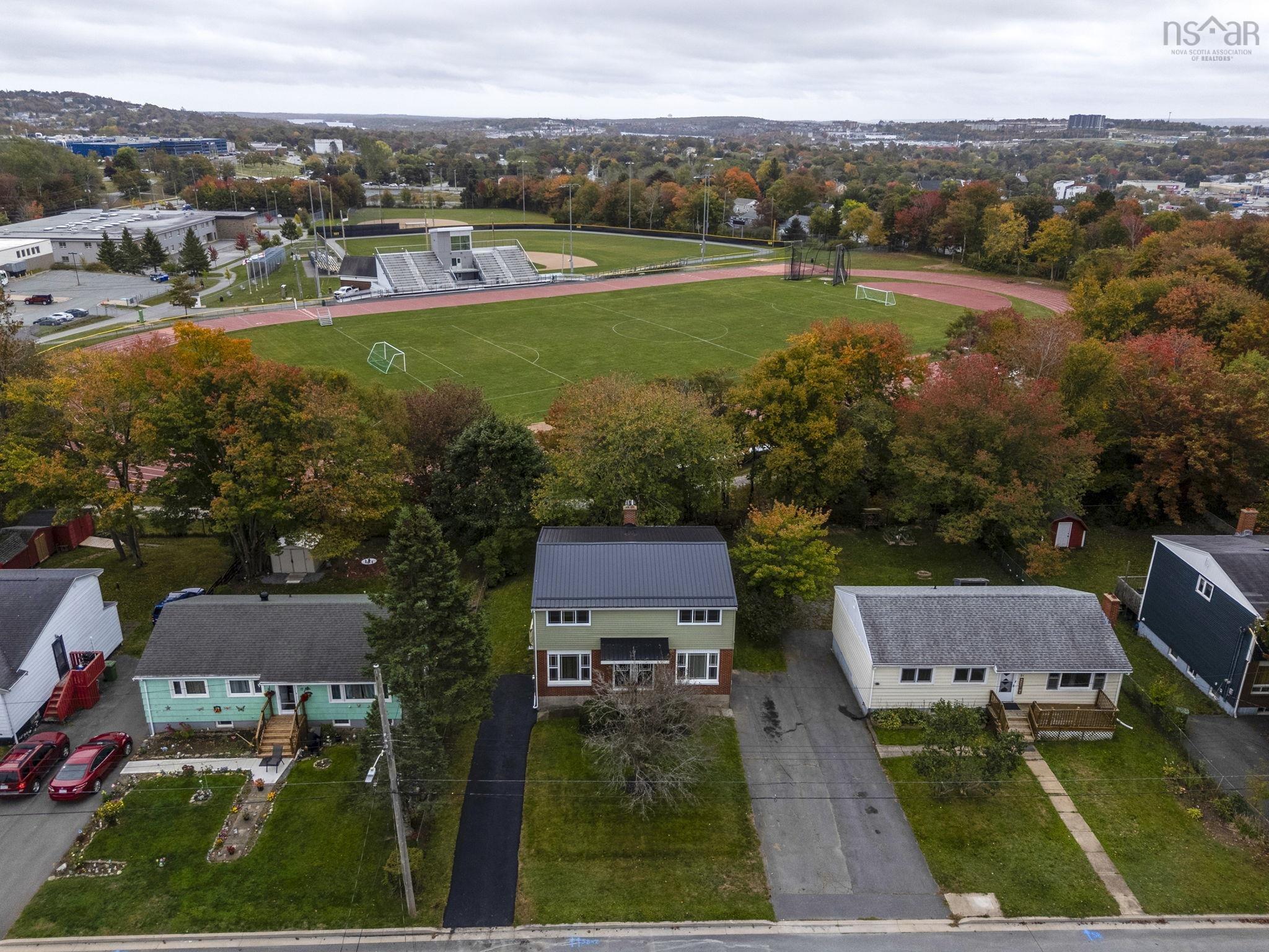 19-19 a Westwood Drive, Dartmouth, NS (MLS 202525666)