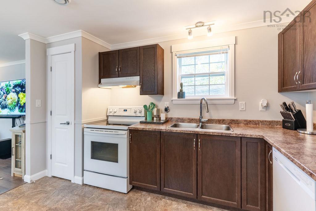 303 Ioney Hill, Beaver Bank, NS (MLS 202525706)