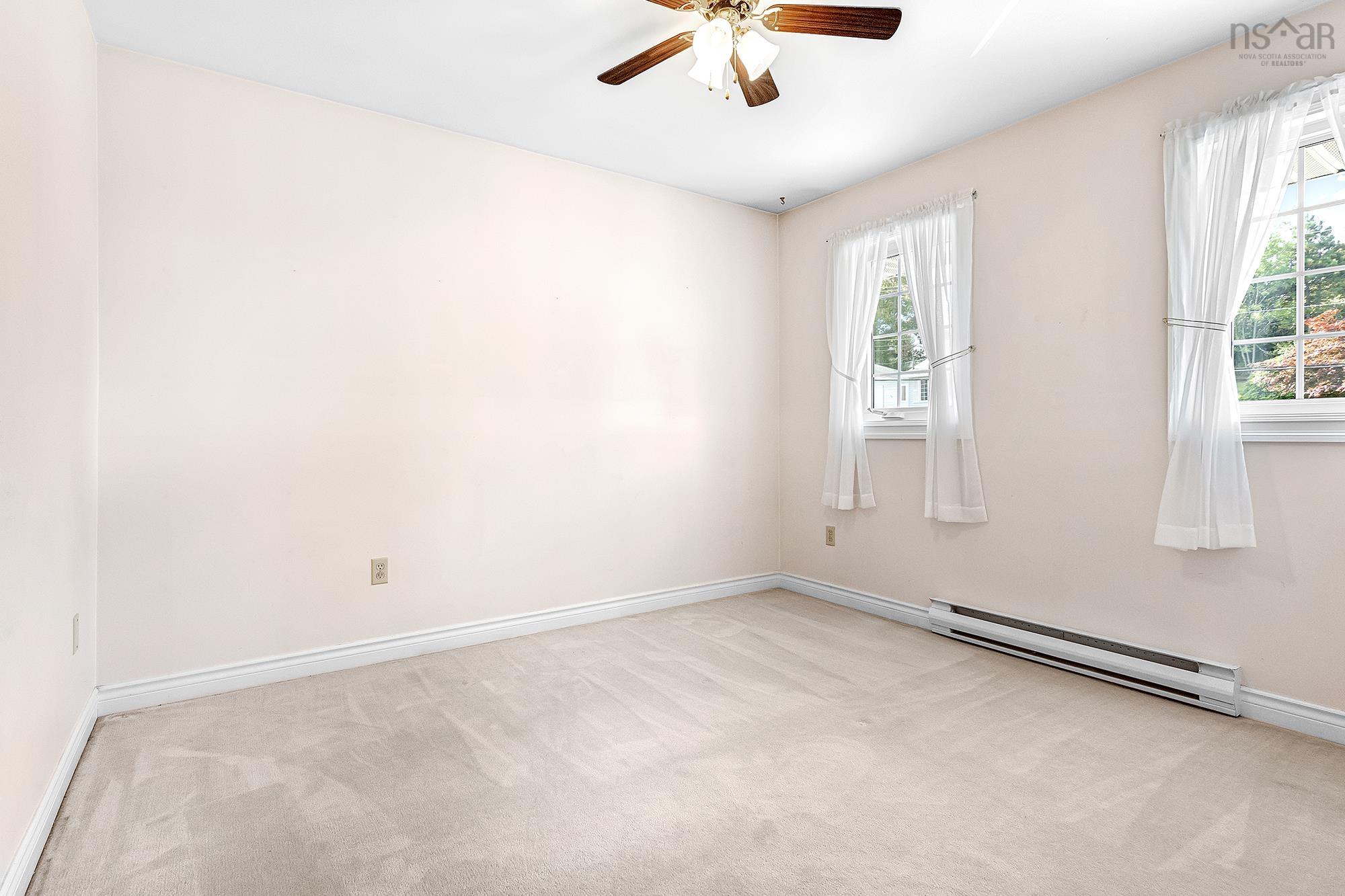 16 Mountain Ash Court, Dartmouth, NS (MLS 202525723)