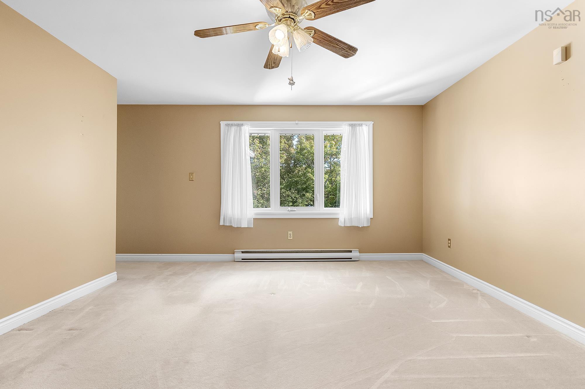 16 Mountain Ash Court, Dartmouth, NS (MLS 202525723)