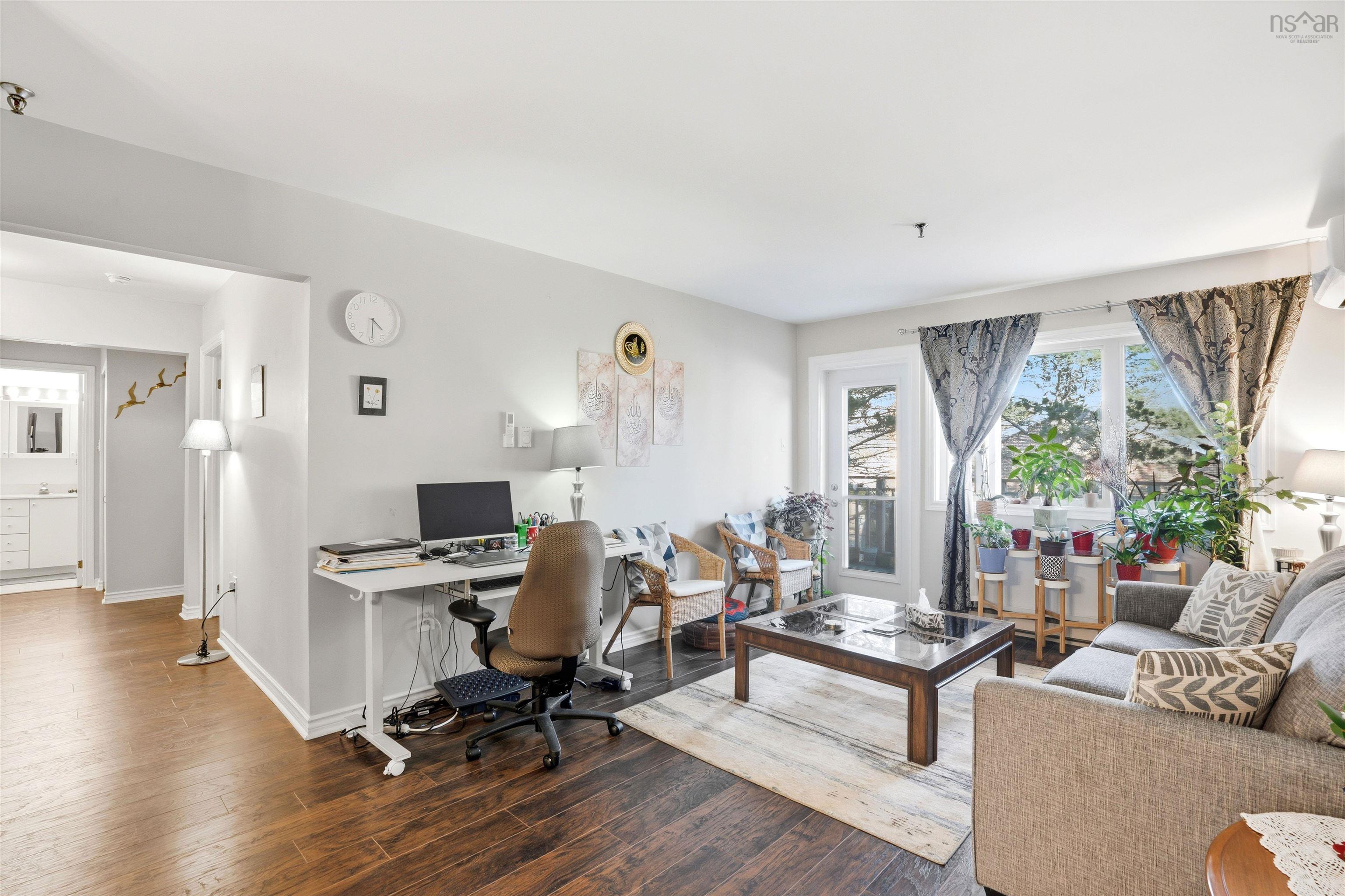 204 63 Farnham Gate Road, Clayton Park, NS (MLS 202525727)