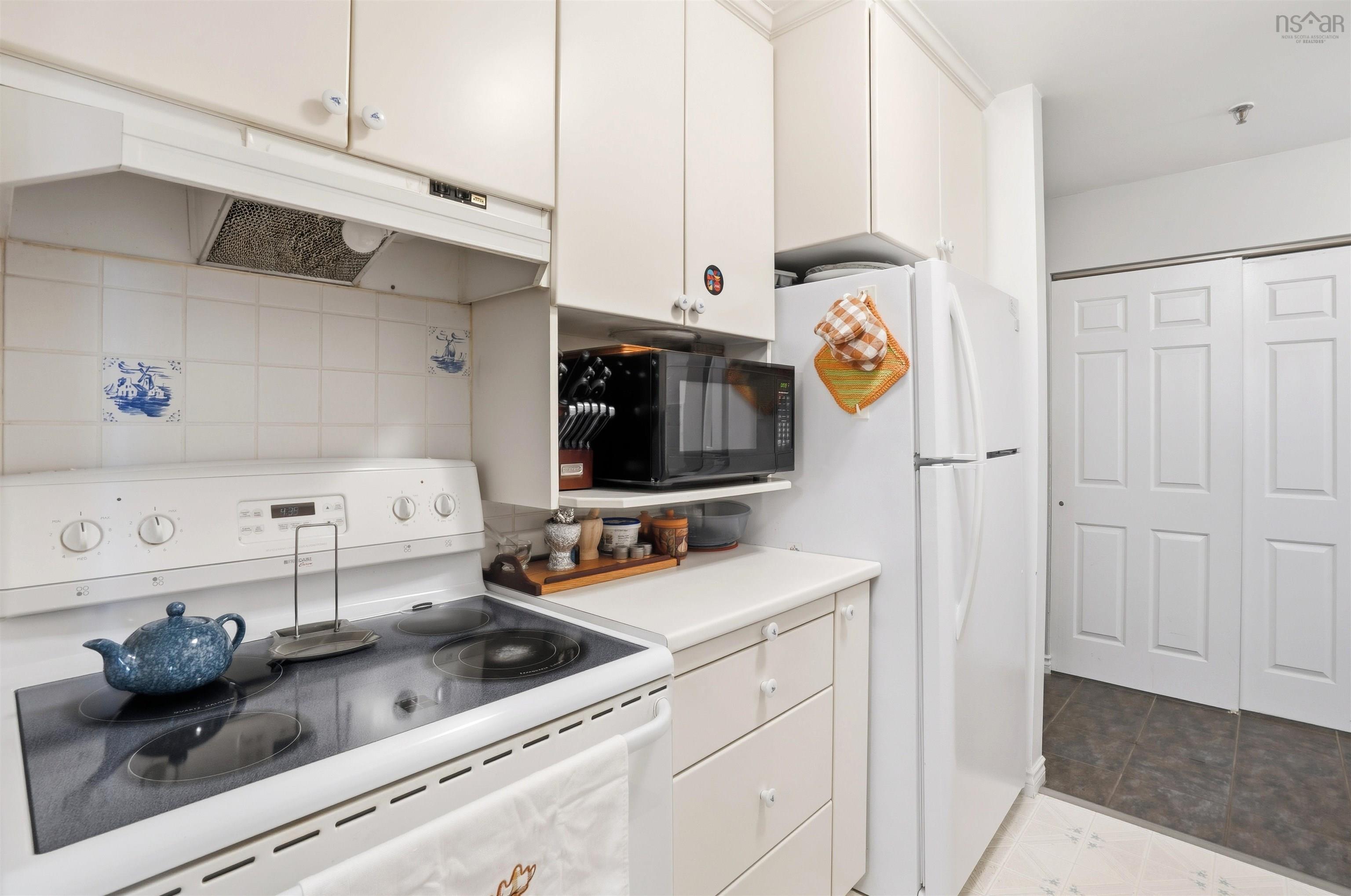 204 63 Farnham Gate Road, Clayton Park, NS (MLS 202525727)