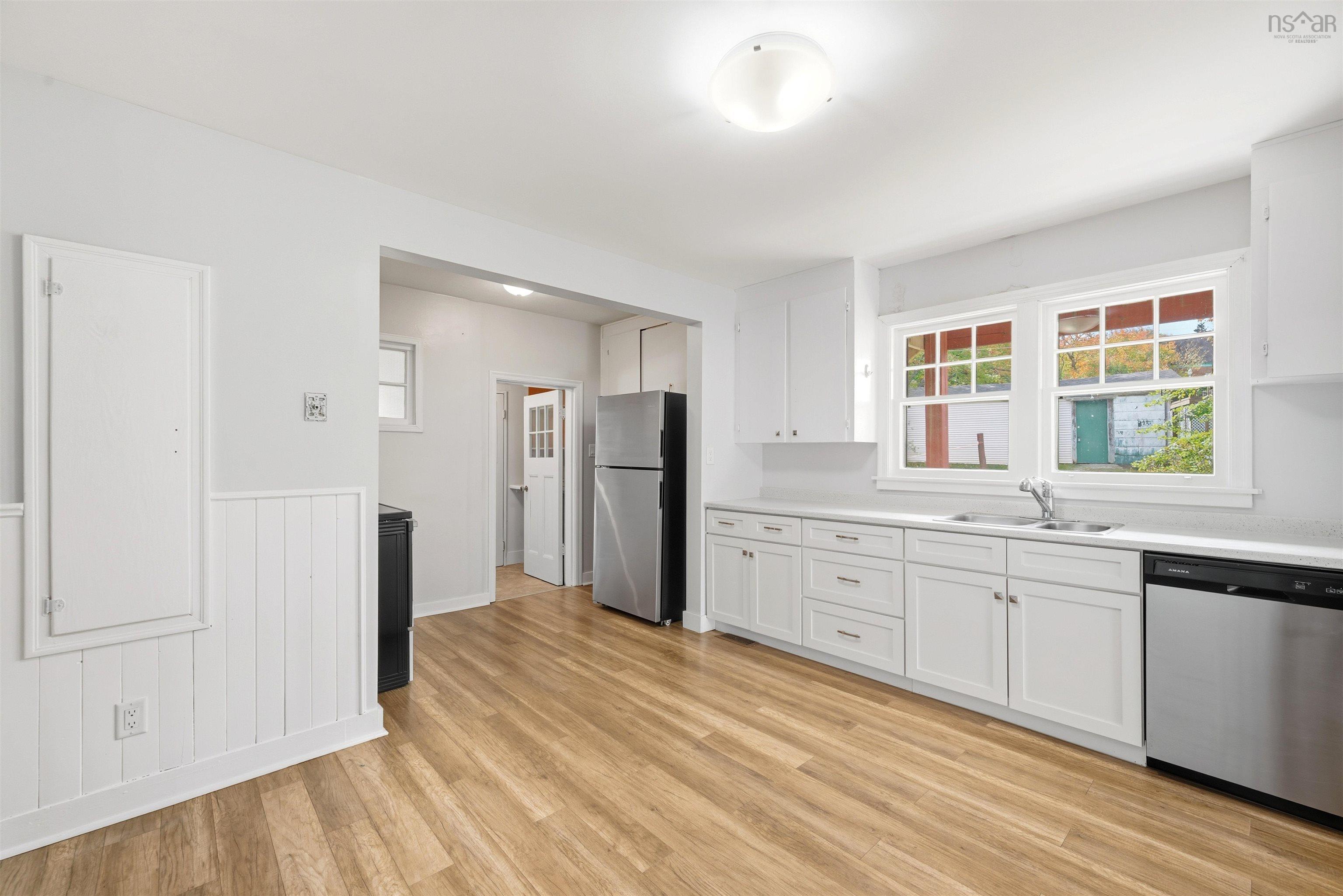 140/142 Old Sambro Road, Halifax, NS (MLS 202525754)