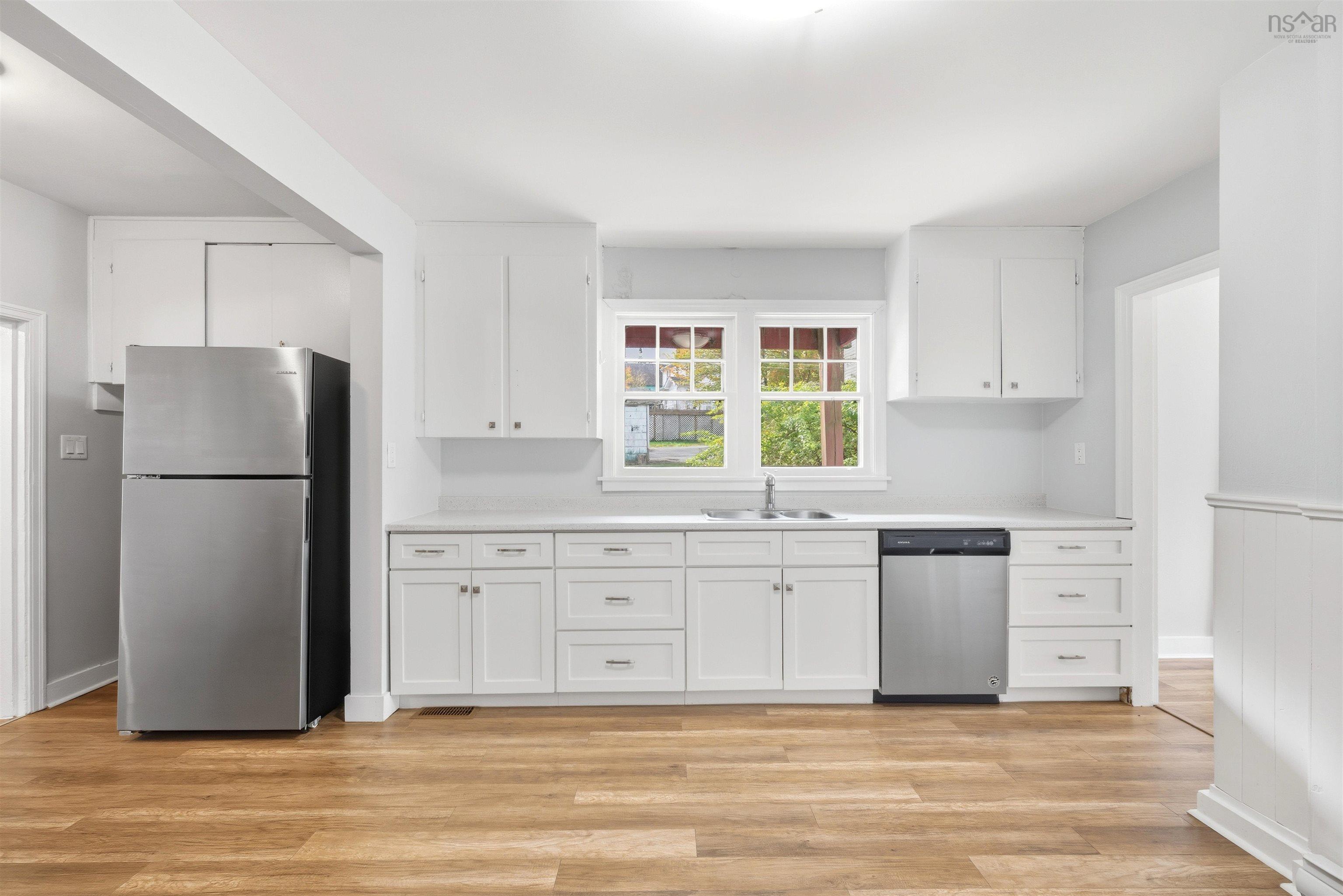 140/142 Old Sambro Road, Halifax, NS (MLS 202525754)