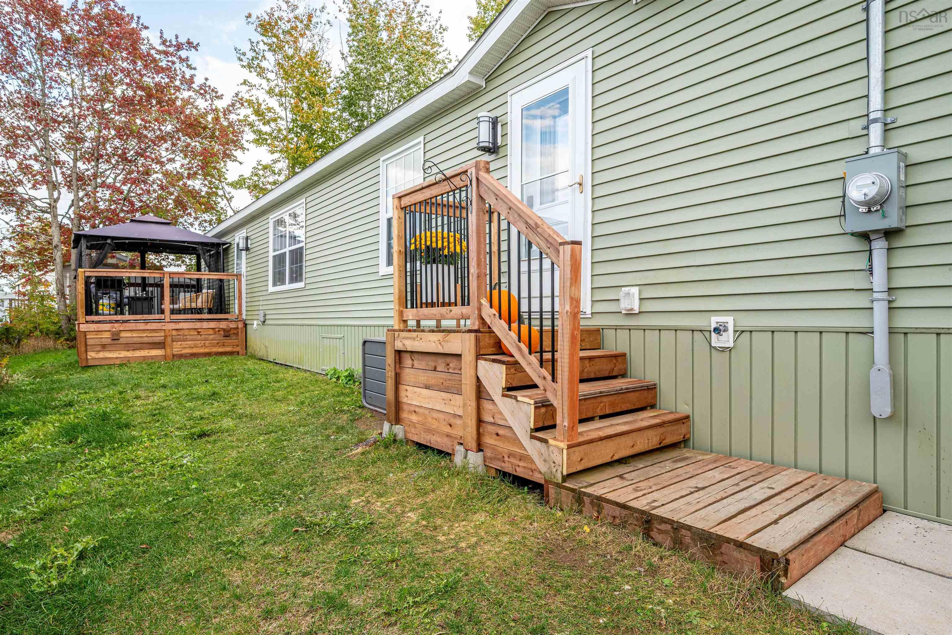 404 Glenrise Drive, Beaver Bank, NS (MLS 202525760)