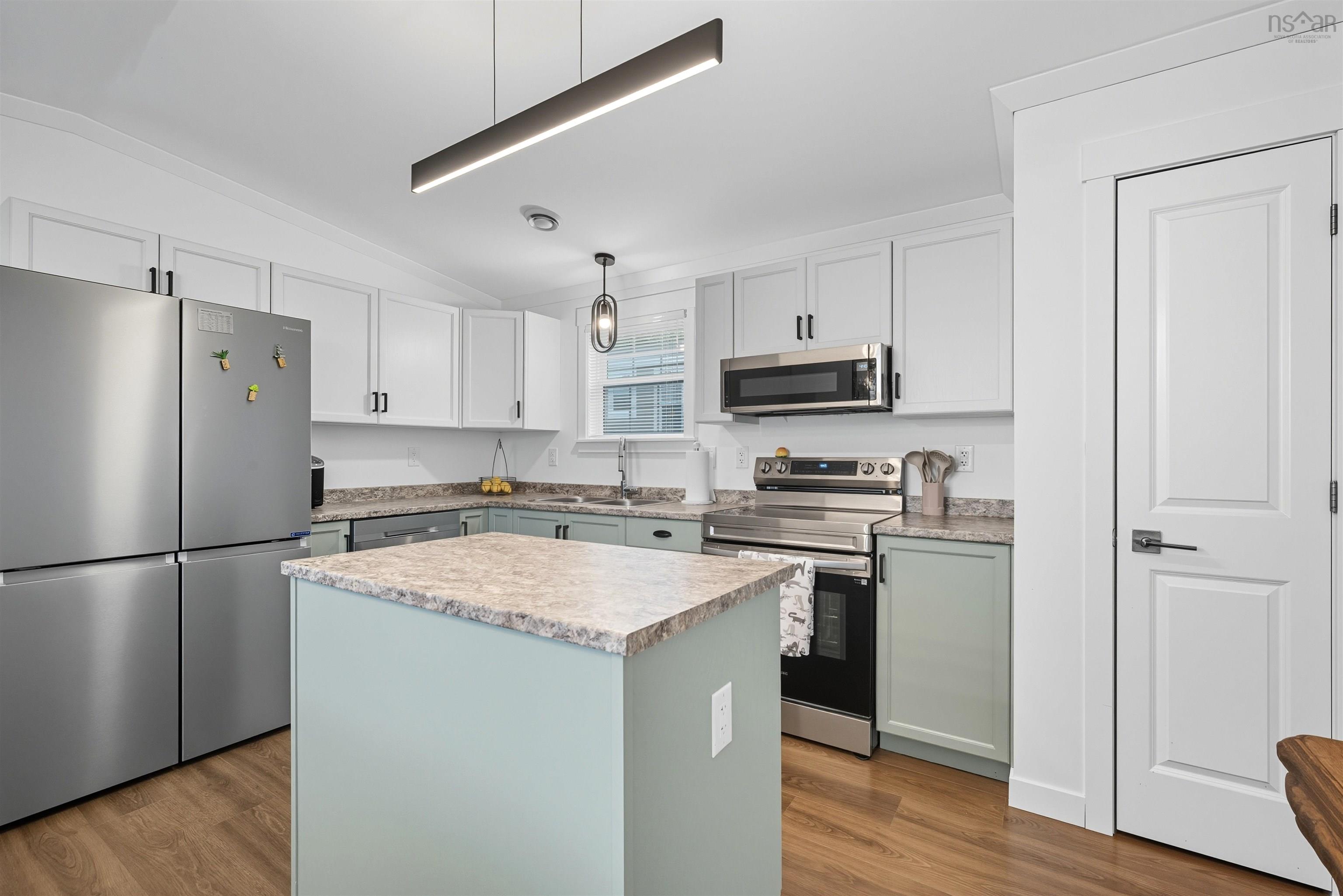 404 Glenrise Drive, Beaver Bank, NS (MLS 202525760)