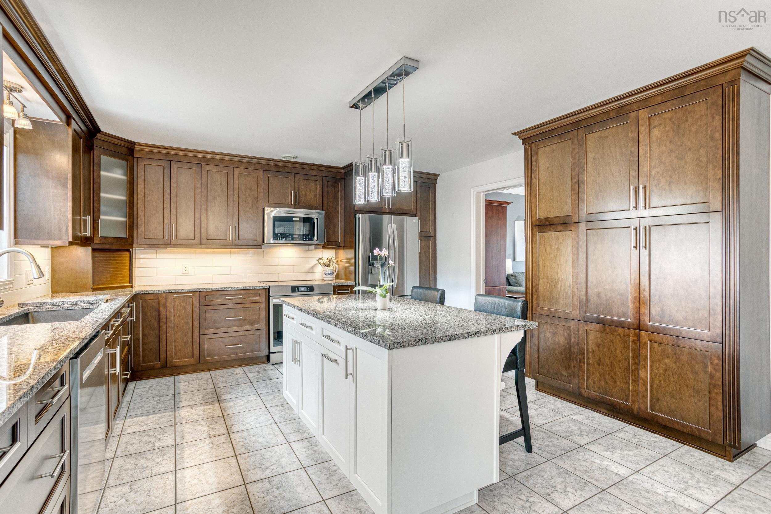 55 Summit Crescent, Upper Tantallon, NS (MLS 202525780)