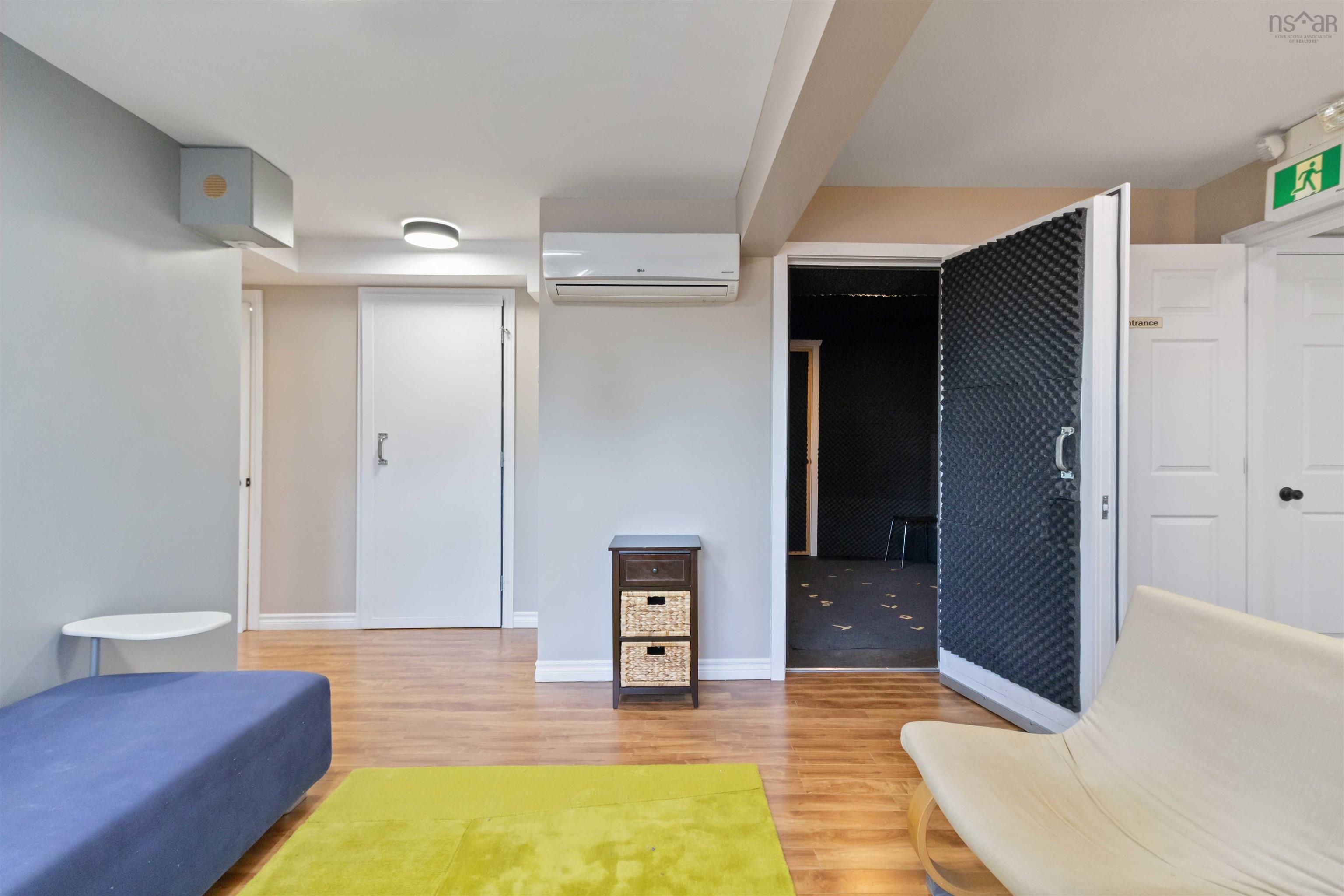 6189 Lady Hammond Road, Halifax, NS (MLS 202525809)