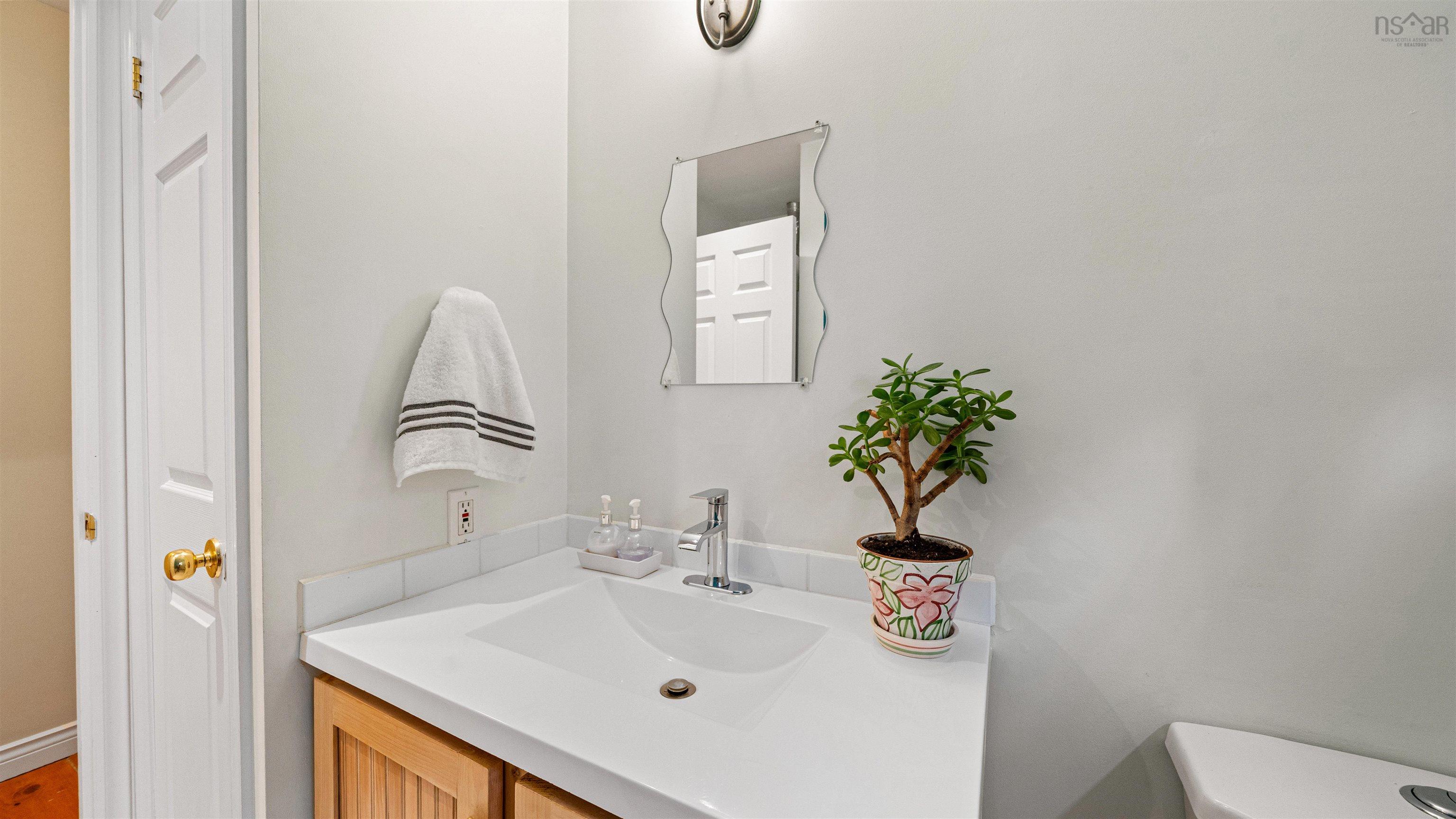 42 Andrea Lynn Avenue, Waverley, NS (MLS 202525827)