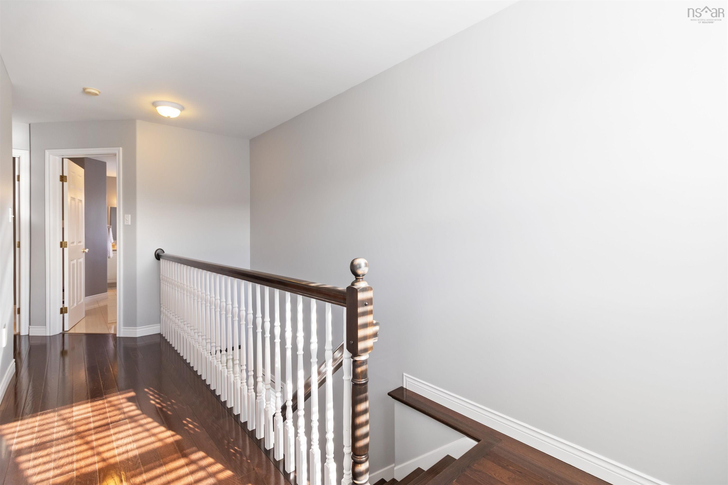 5 Roxham Close, Halifax, NS (MLS 202525876)