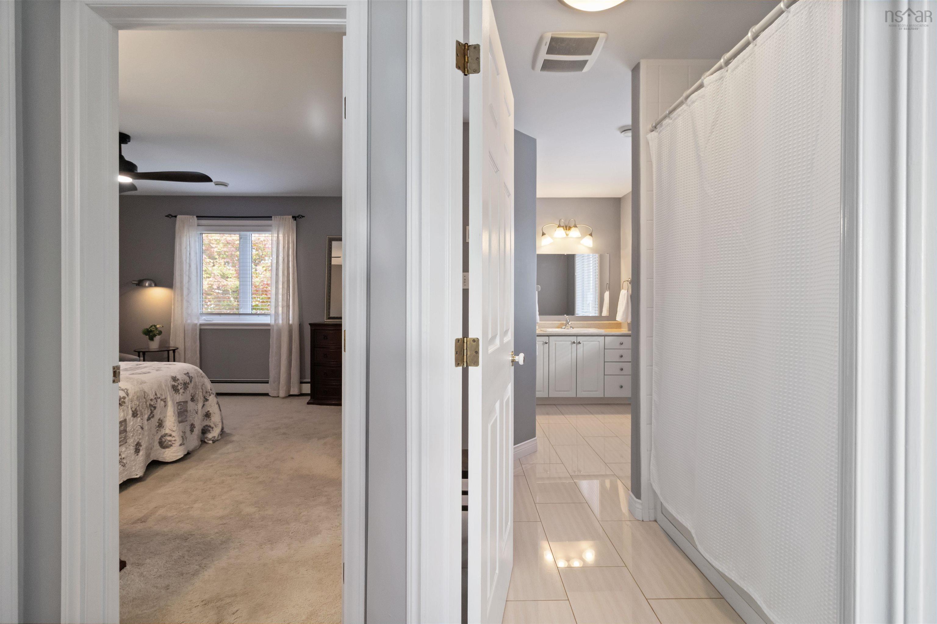 5 Roxham Close, Halifax, NS (MLS 202525876)