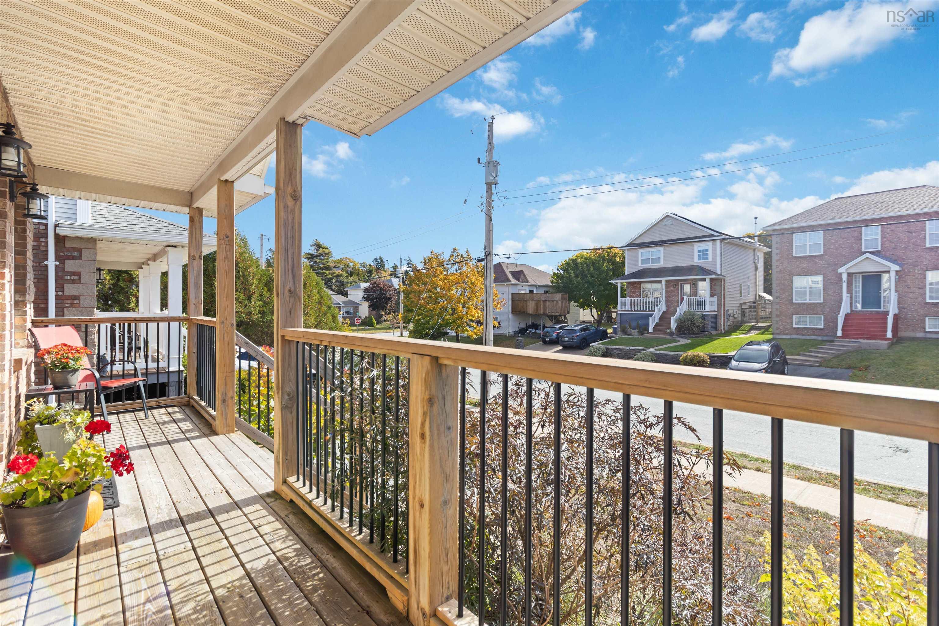 5 Roxham Close, Halifax, NS (MLS 202525876)