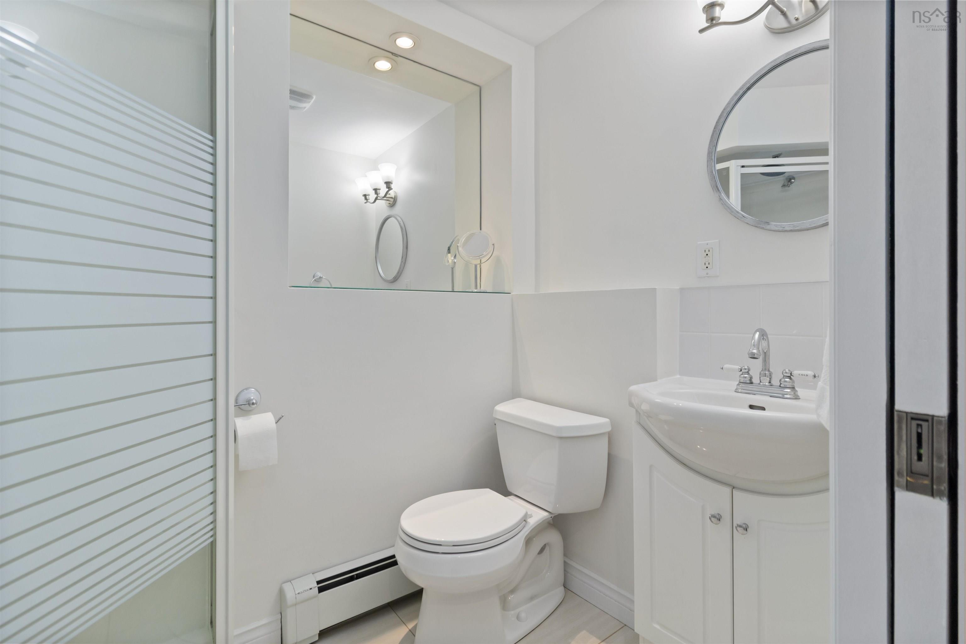 5 Roxham Close, Halifax, NS (MLS 202525876)