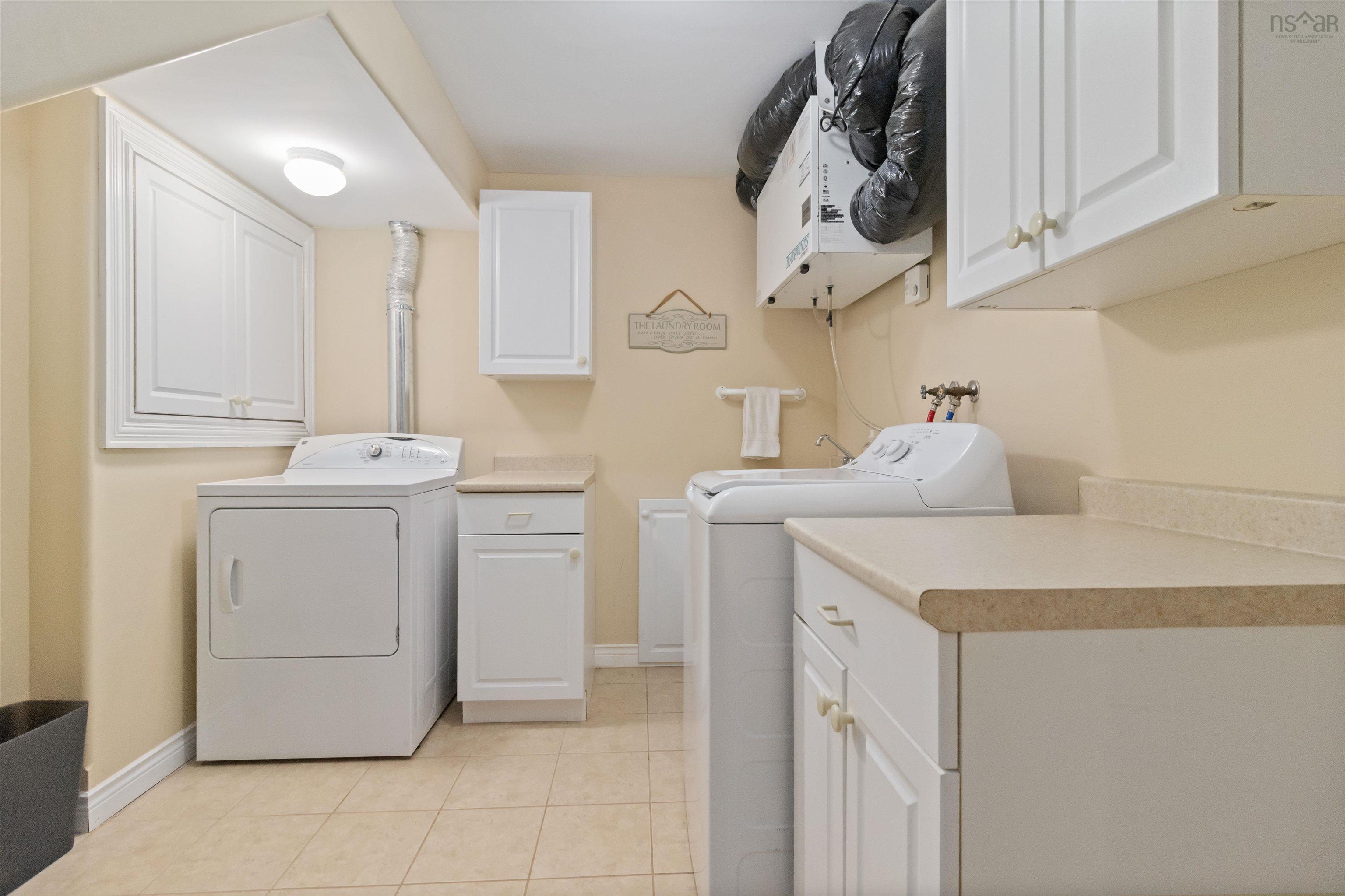 5 Roxham Close, Halifax, NS (MLS 202525876)