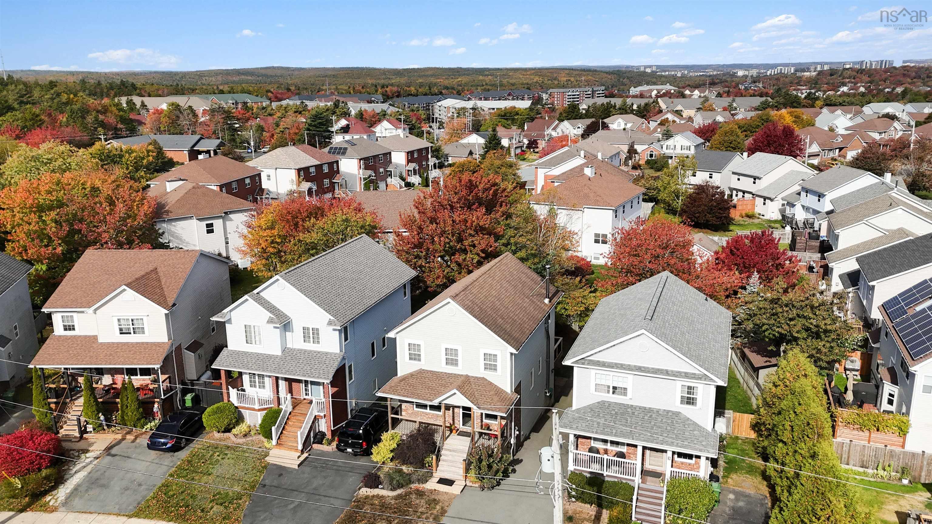 5 Roxham Close, Halifax, NS (MLS 202525876)