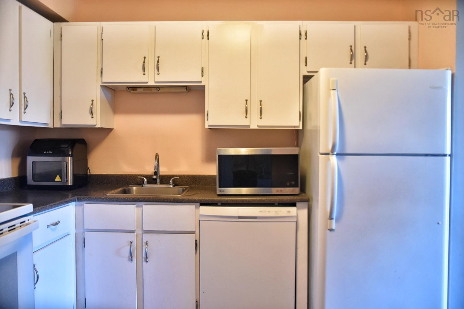 231 75 Colllins Grove, Dartmouth, NS (MLS 202525886)