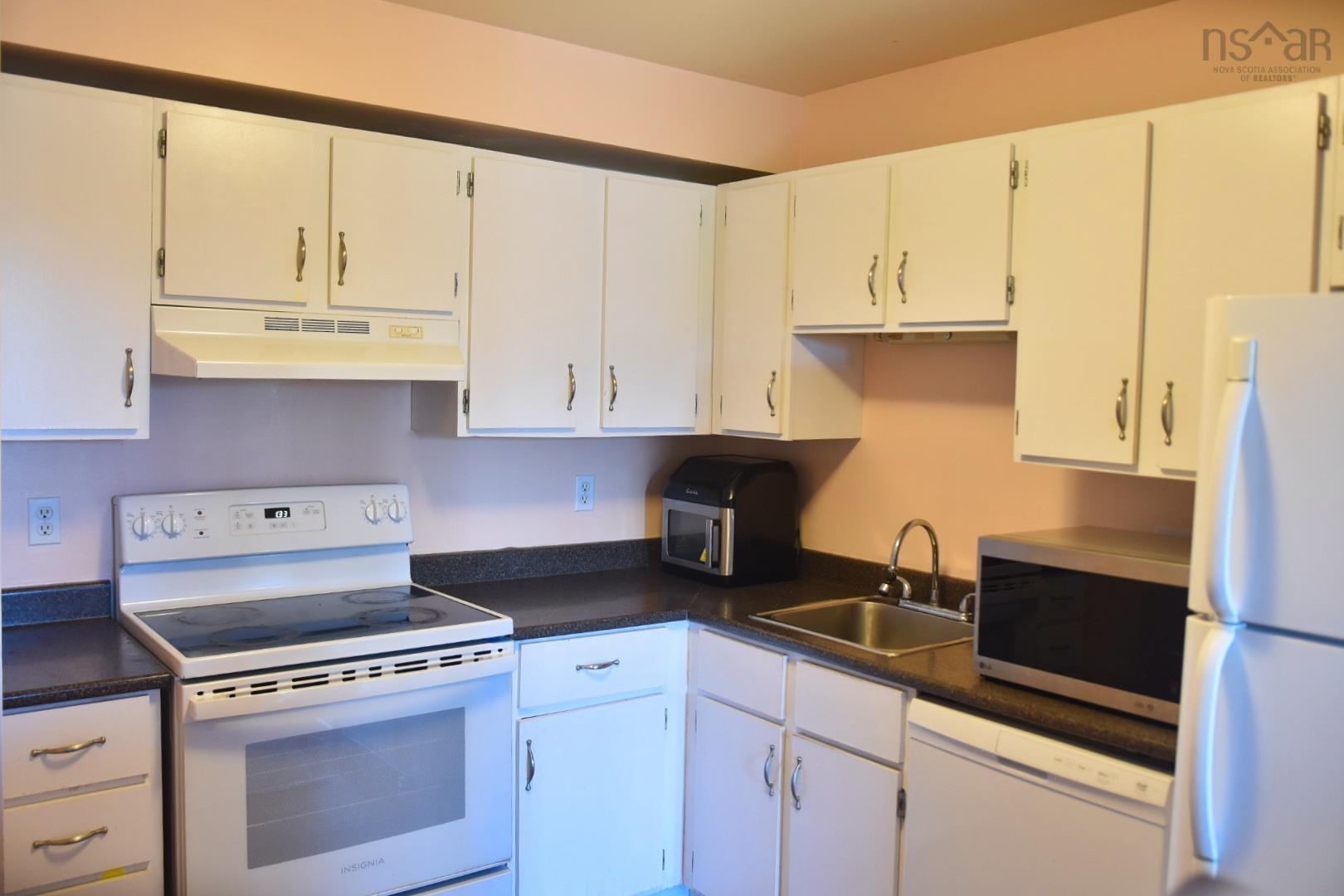 231 75 Colllins Grove, Dartmouth, NS (MLS 202525886)