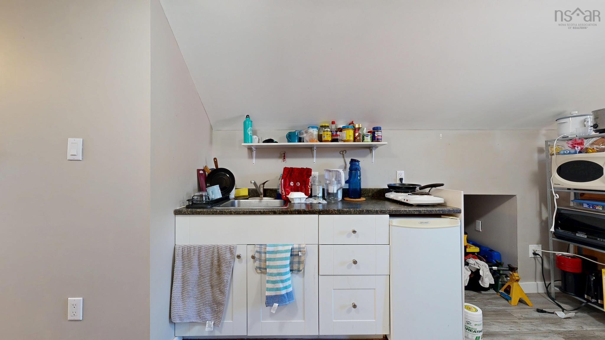 5 Bonaventure Drive, Halifax, NS (MLS 202525892)