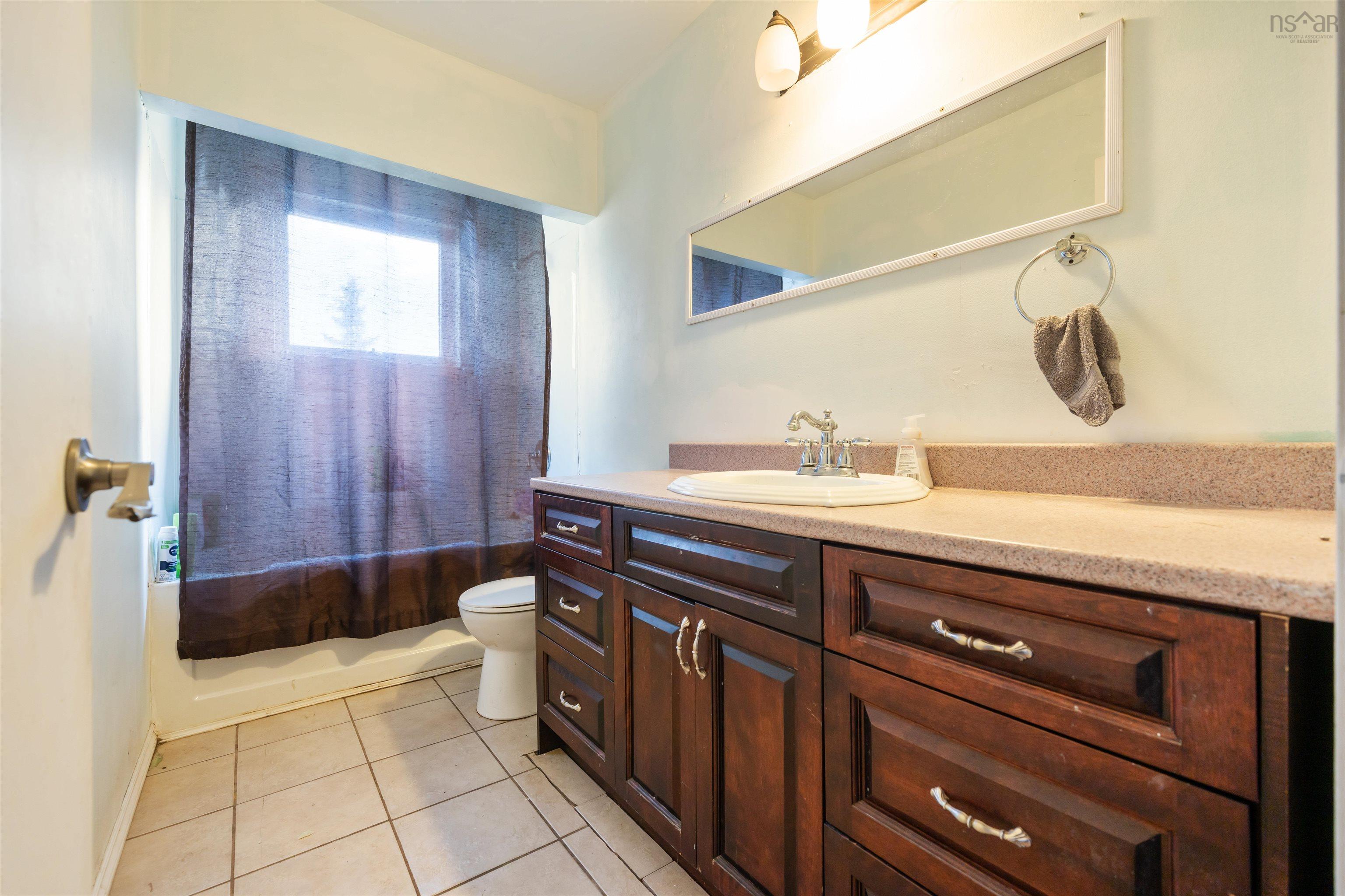 198 Caldwell Road, Dartmouth, NS (MLS 202525956)