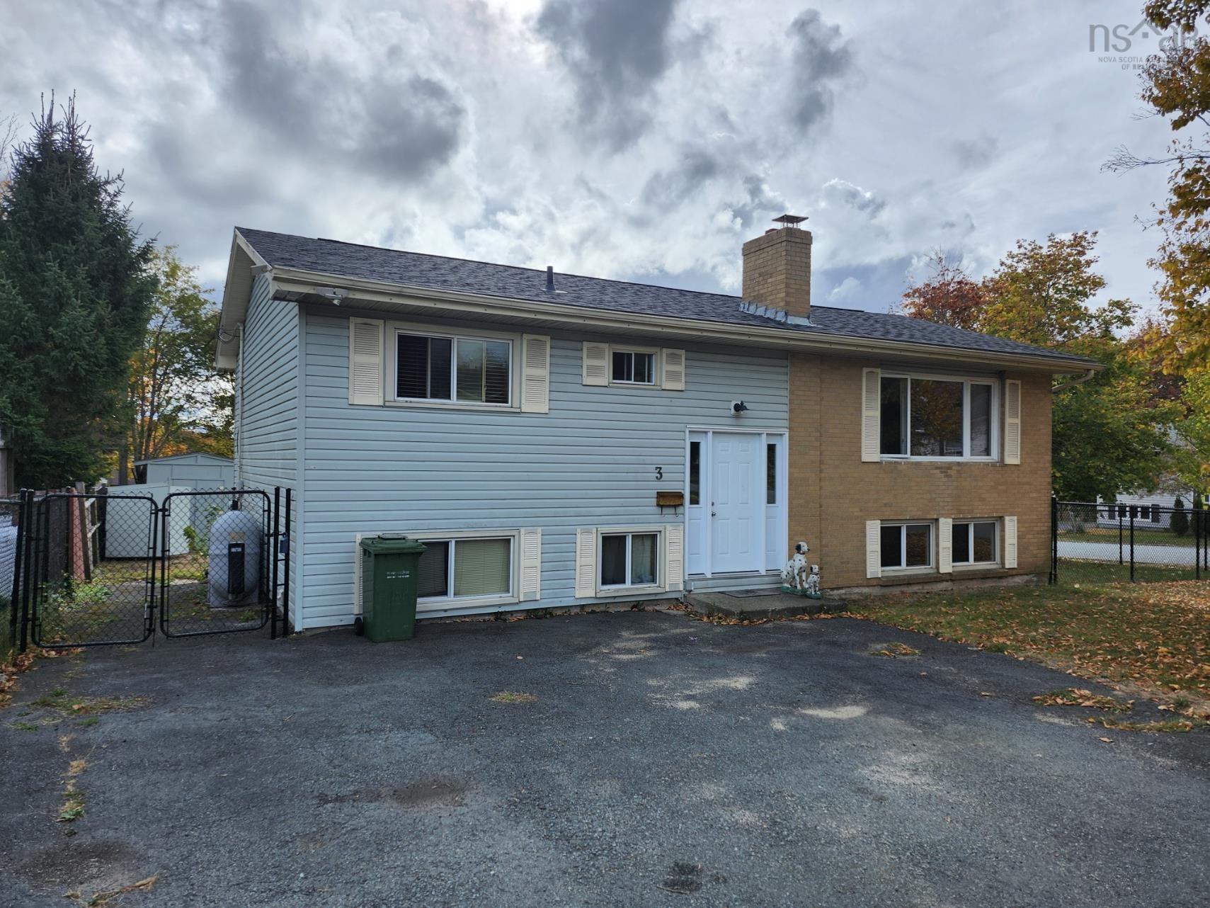 3 Nictaux Drive, Lower Sackville, NS (MLS® 202525976)